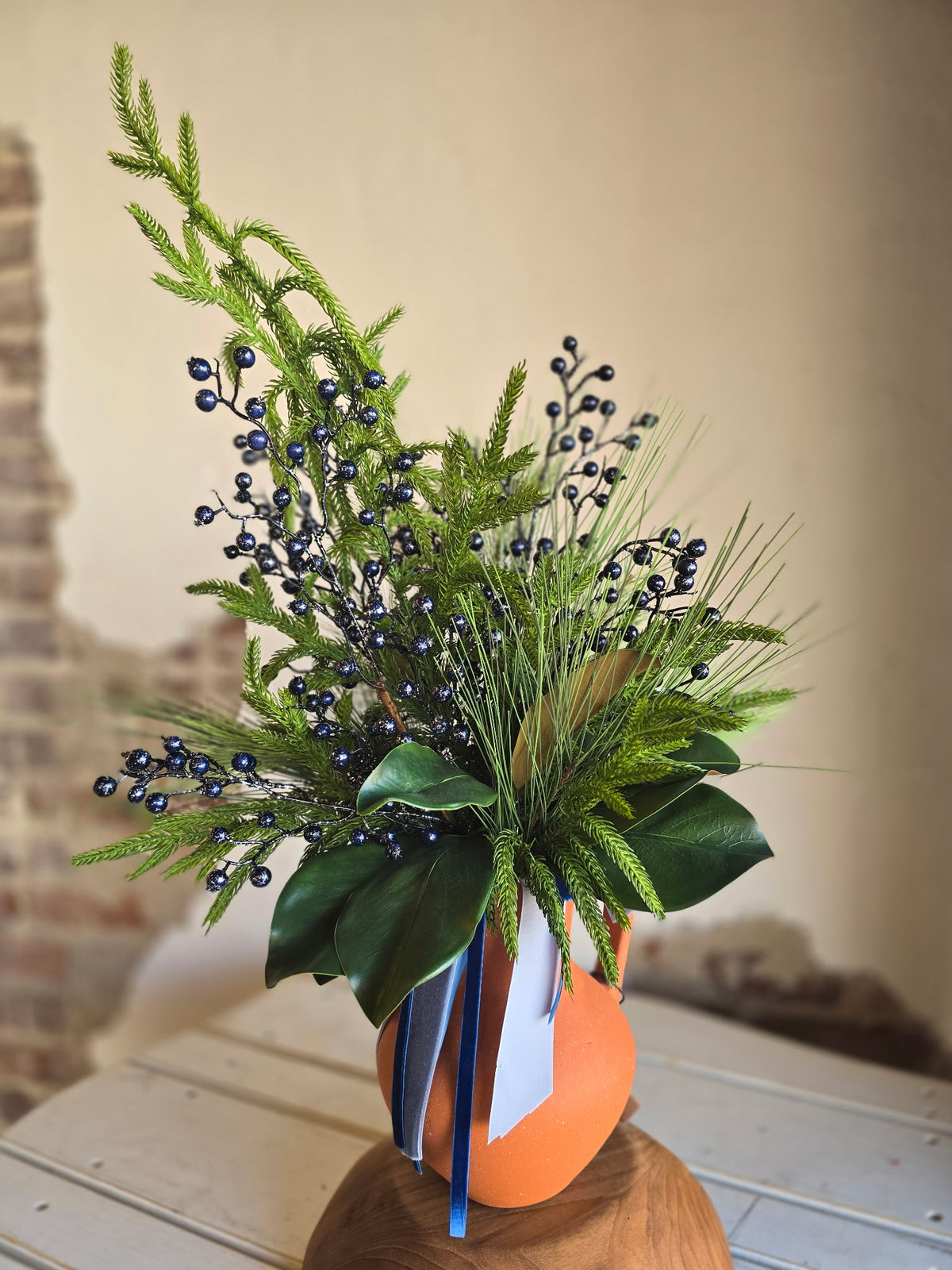 Glitter Blueberry Vase Popper with a Blue Ribbon