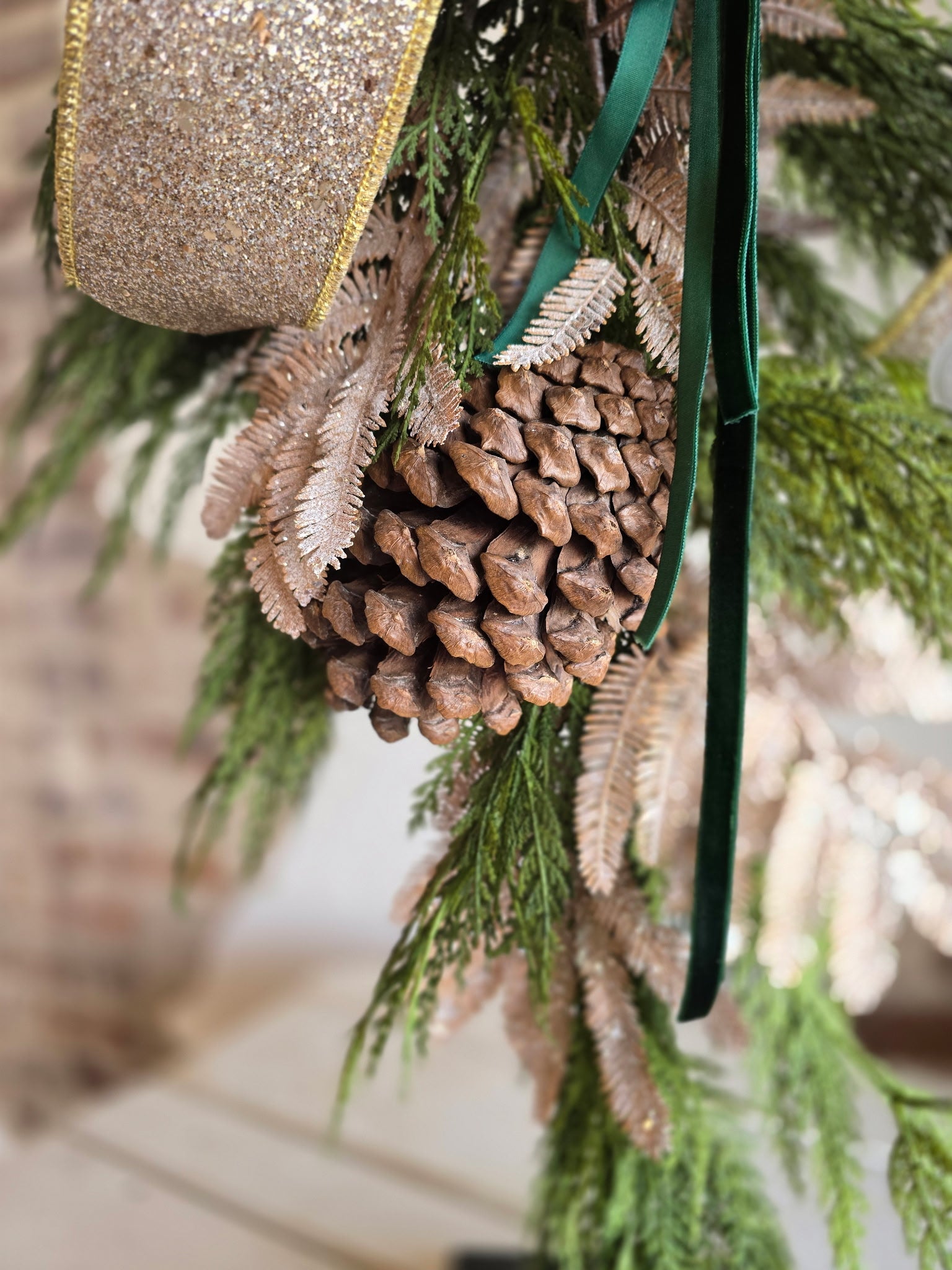 New Year’s Toast Swag