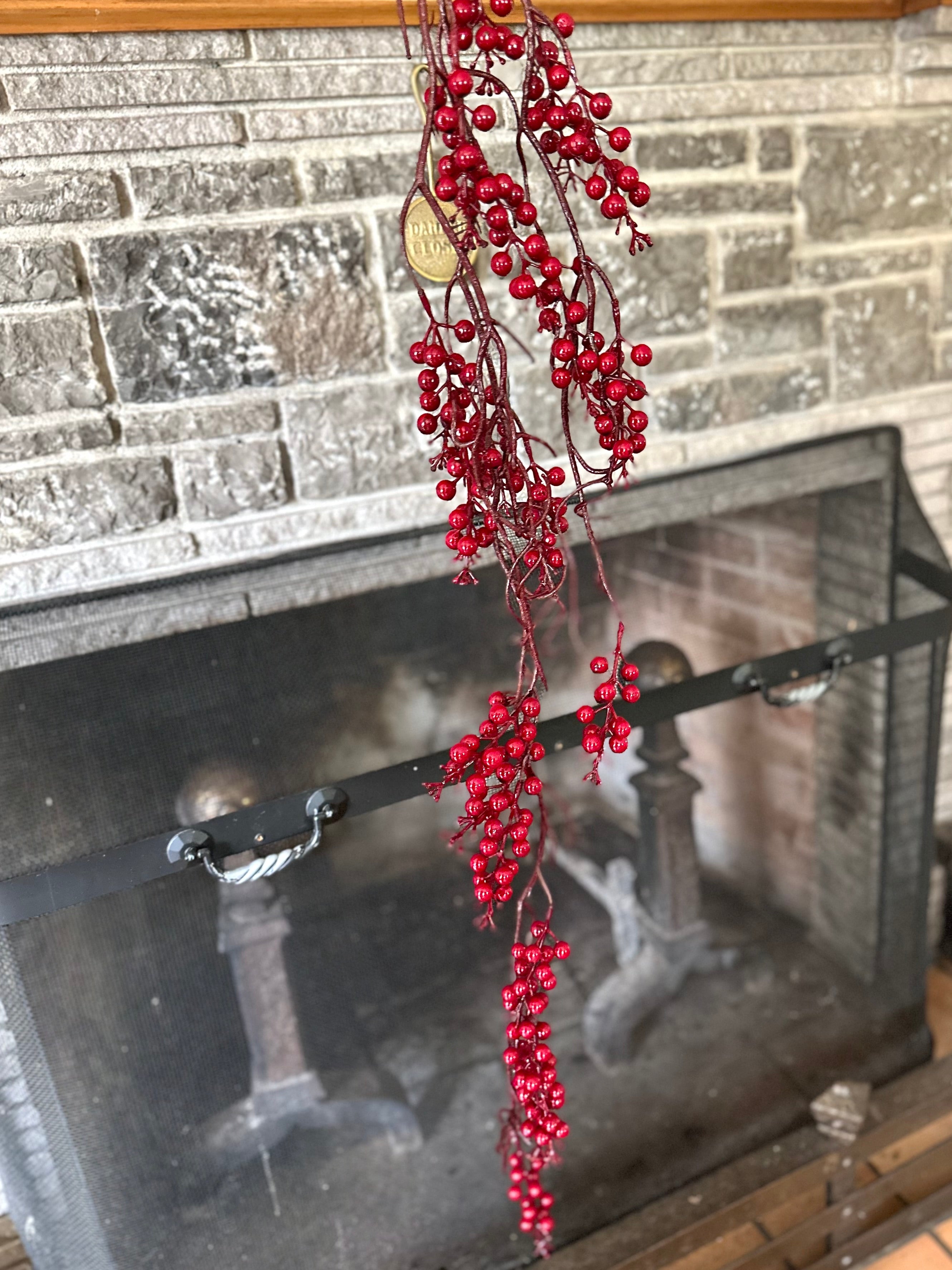 55" DRIPPING BERRY GARLAND
