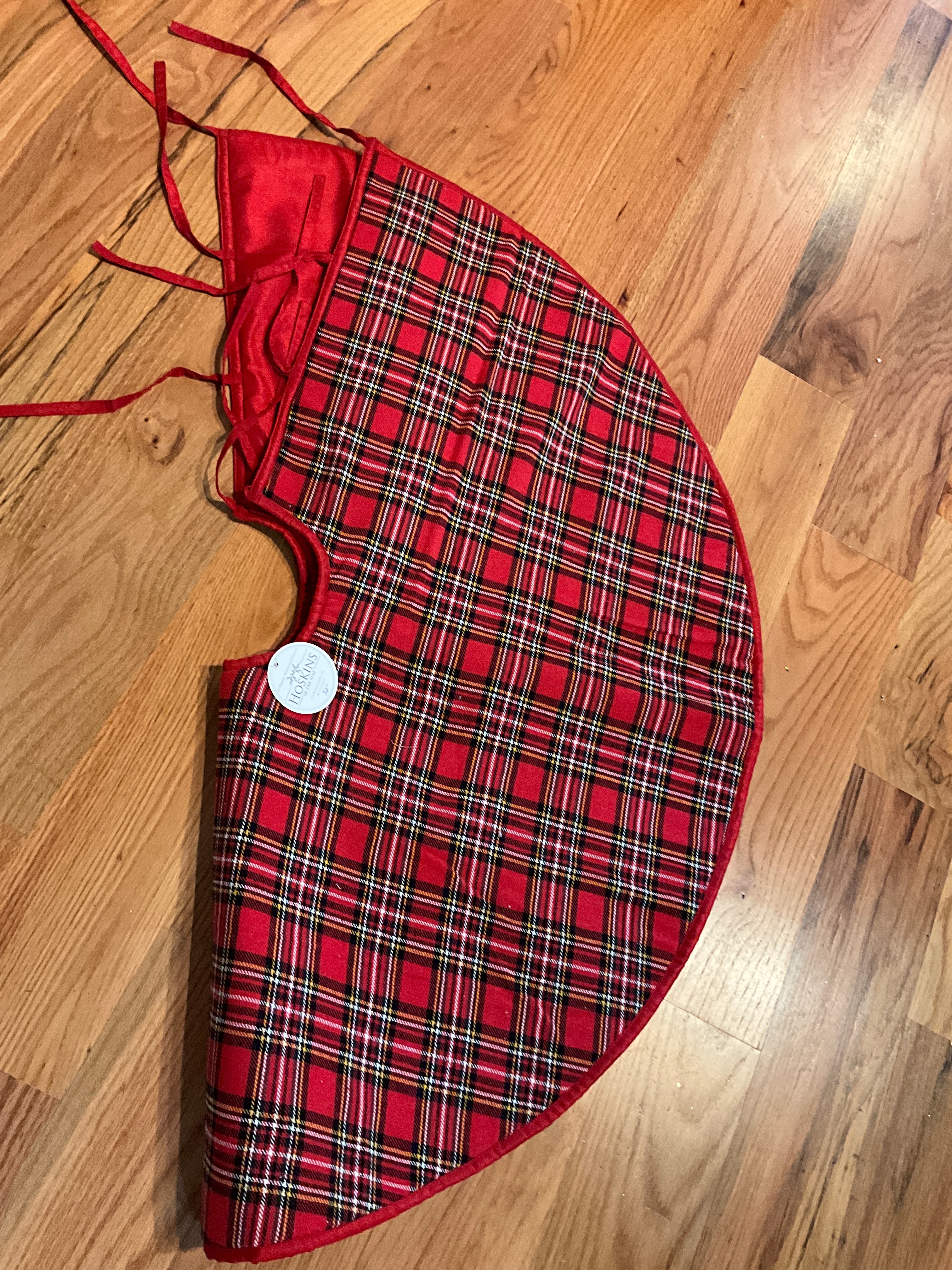 WOOLEN TREE SKIRT RED 100CM