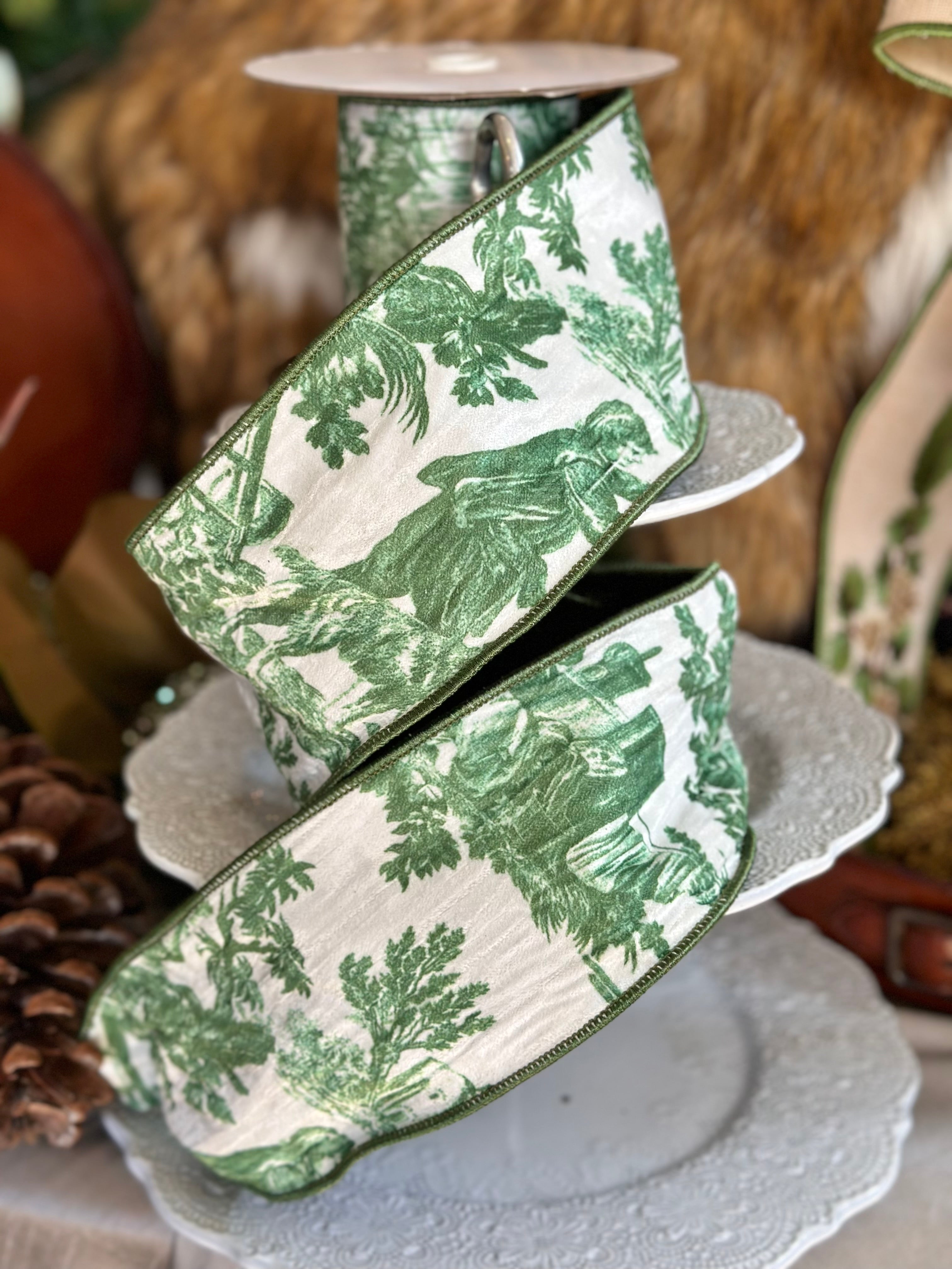 4"X10Y VELVET TOILE RIBBON- GREEN WHITE