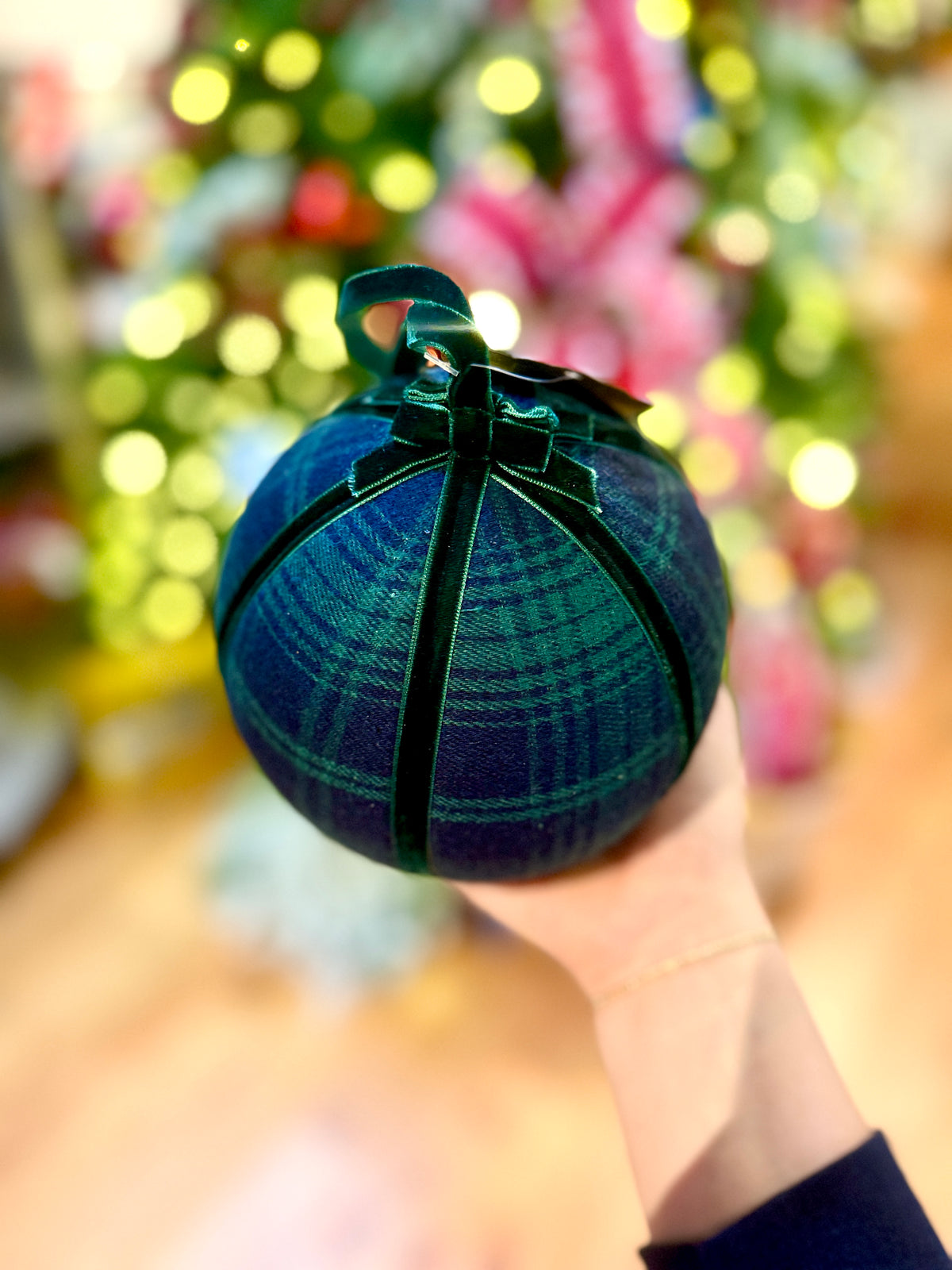 6" PLAID VELVET BALL ORNAMENT
