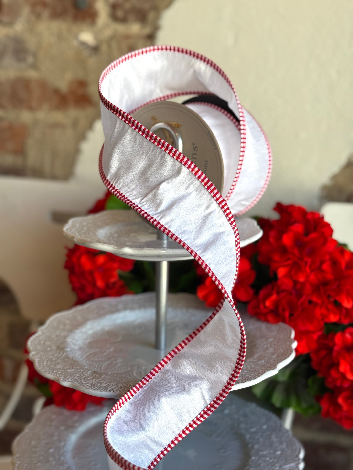 2.5" faux dupion red-white check edge, pearl white