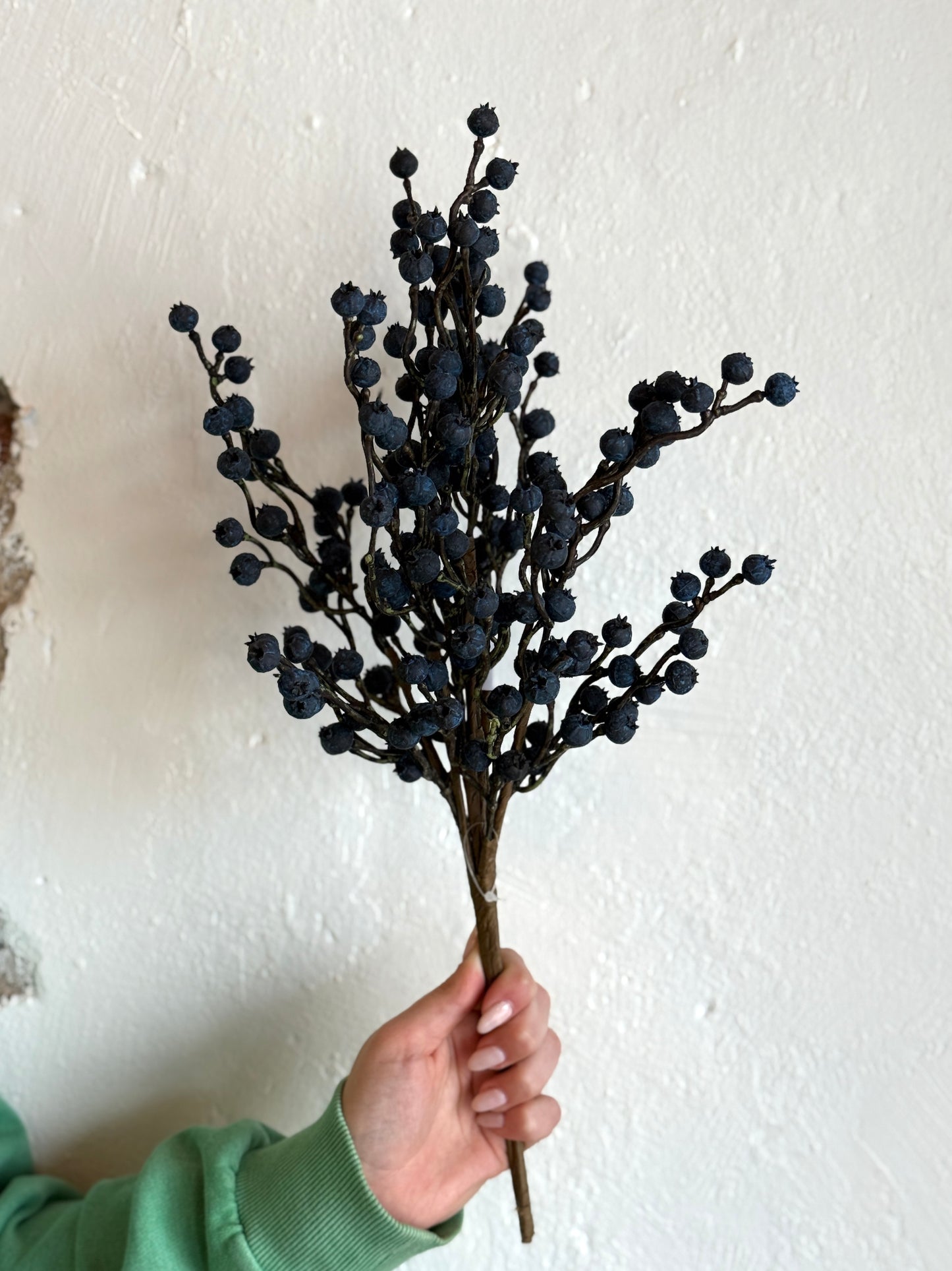 19" BERRY BUSH BLUE