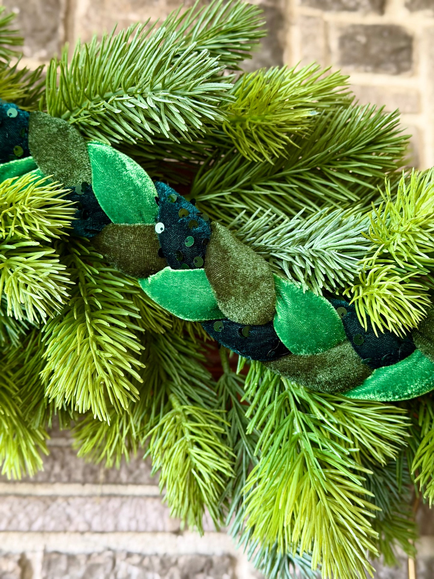 60" VELVET/SEQUIN BRAIDED ROPING