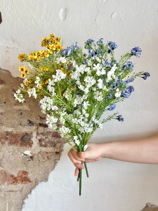 19" Wildflower Bush