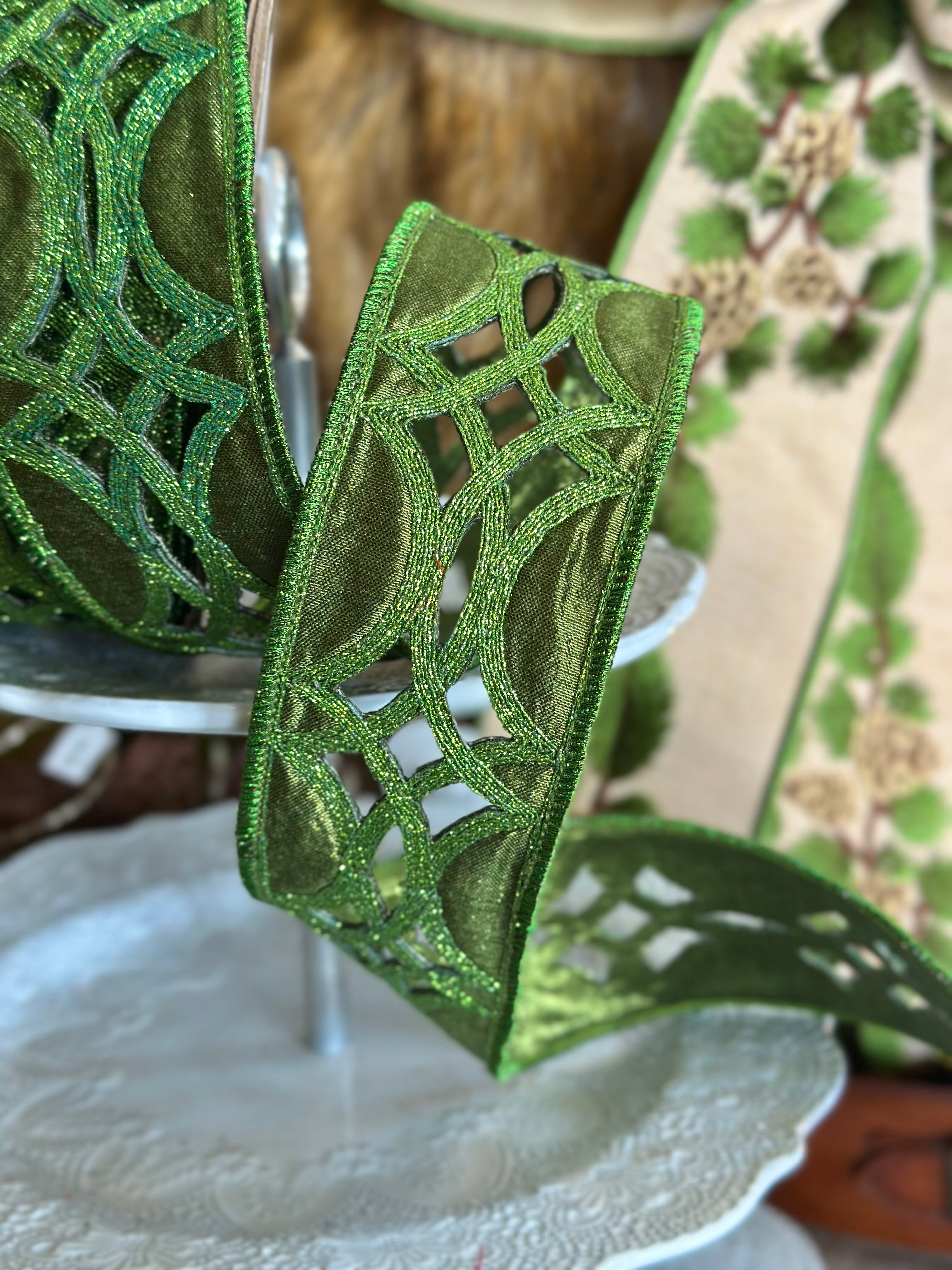 2.5" Green Metallic Dupion Cut Out Design
