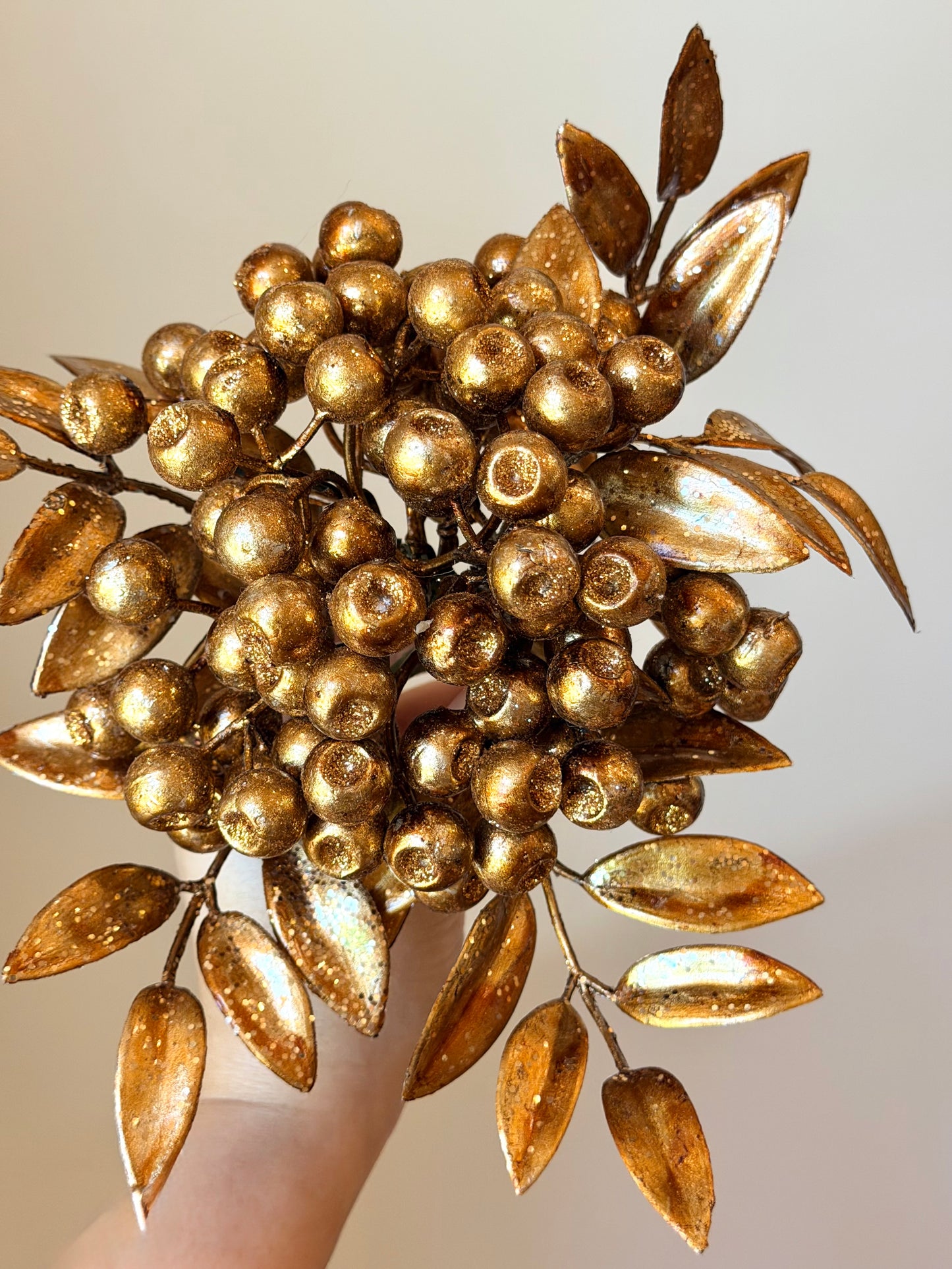 12" METALLIC GLITTER BERRY CLUSTER STEM
