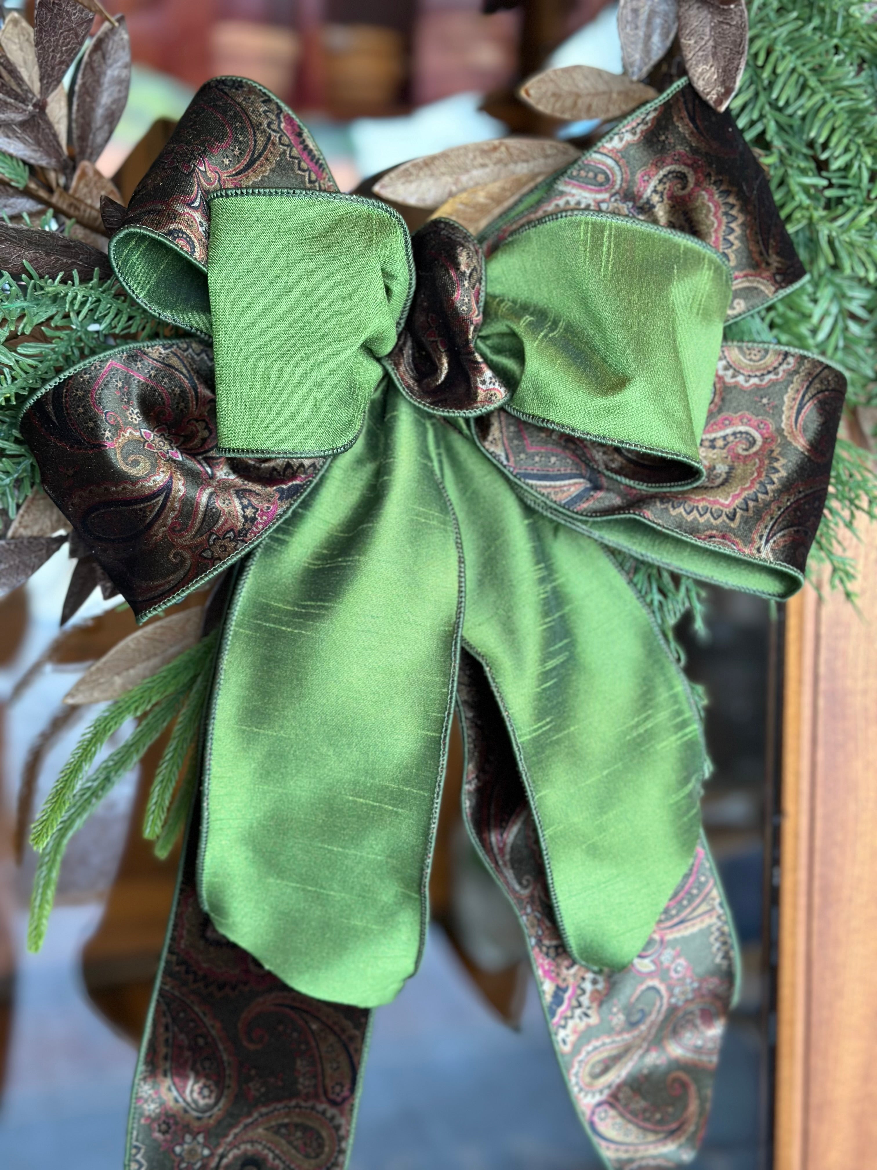 Brown Bay Leaf with Mixed Greens Wreath