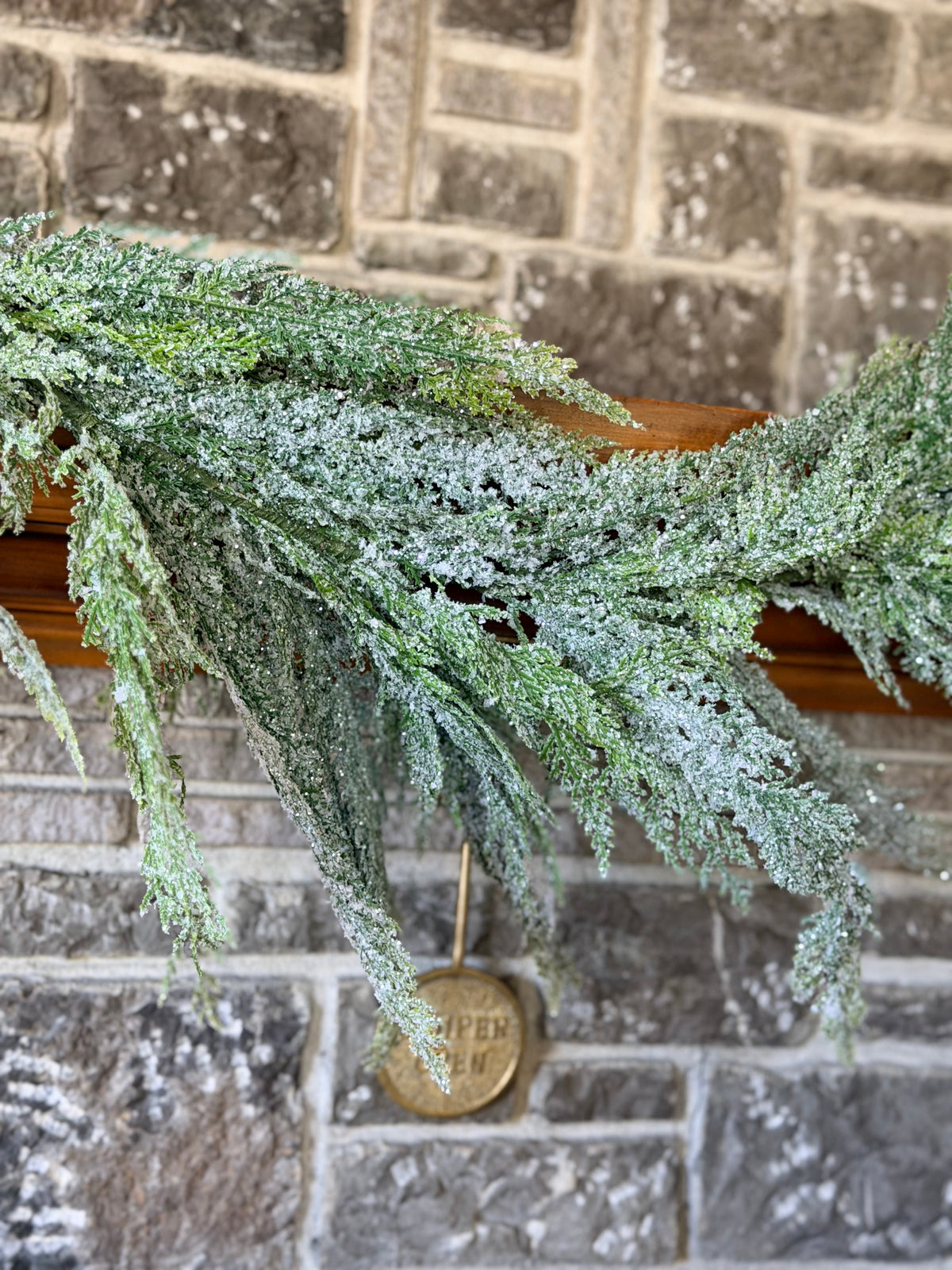 60" ICED CEDAR GARLAND
