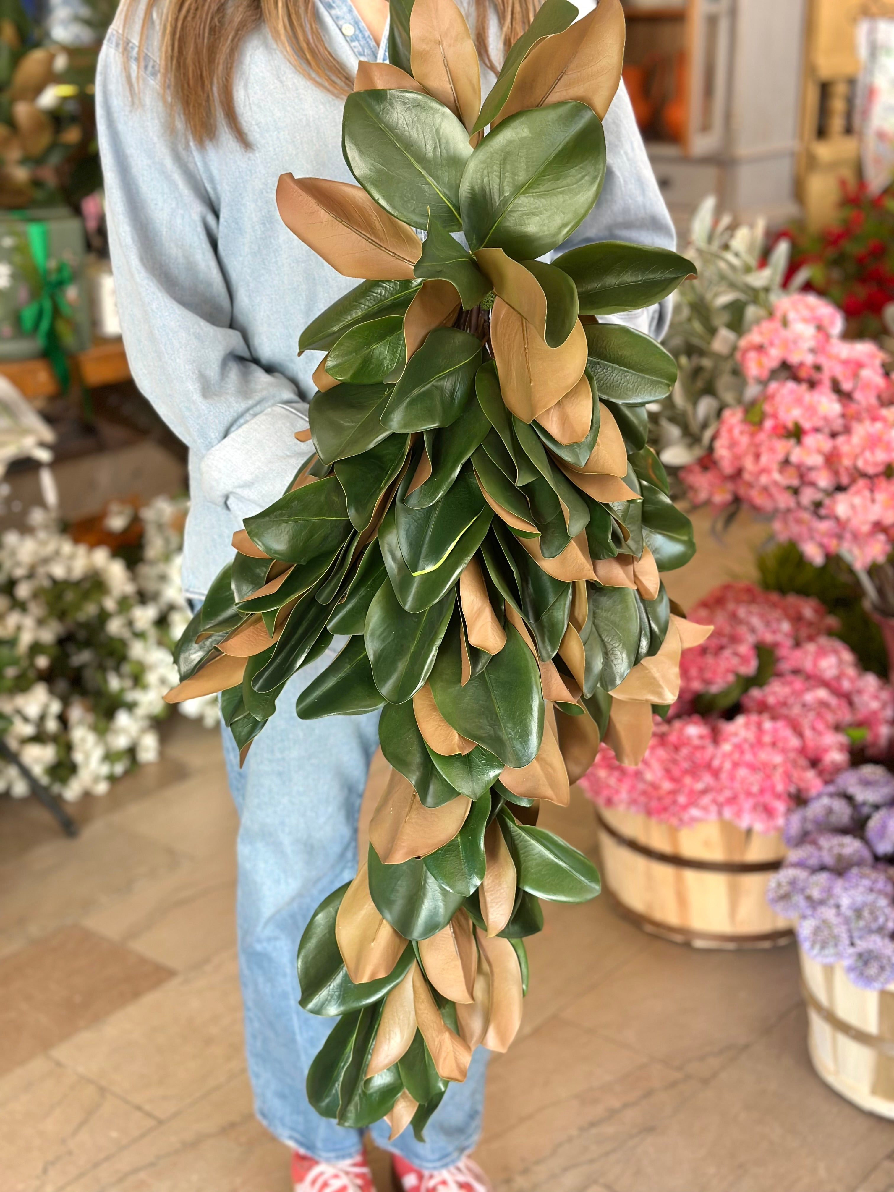 Magnolia Swag (Design Options)