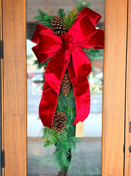 Red Velvet Mix Pine Swag