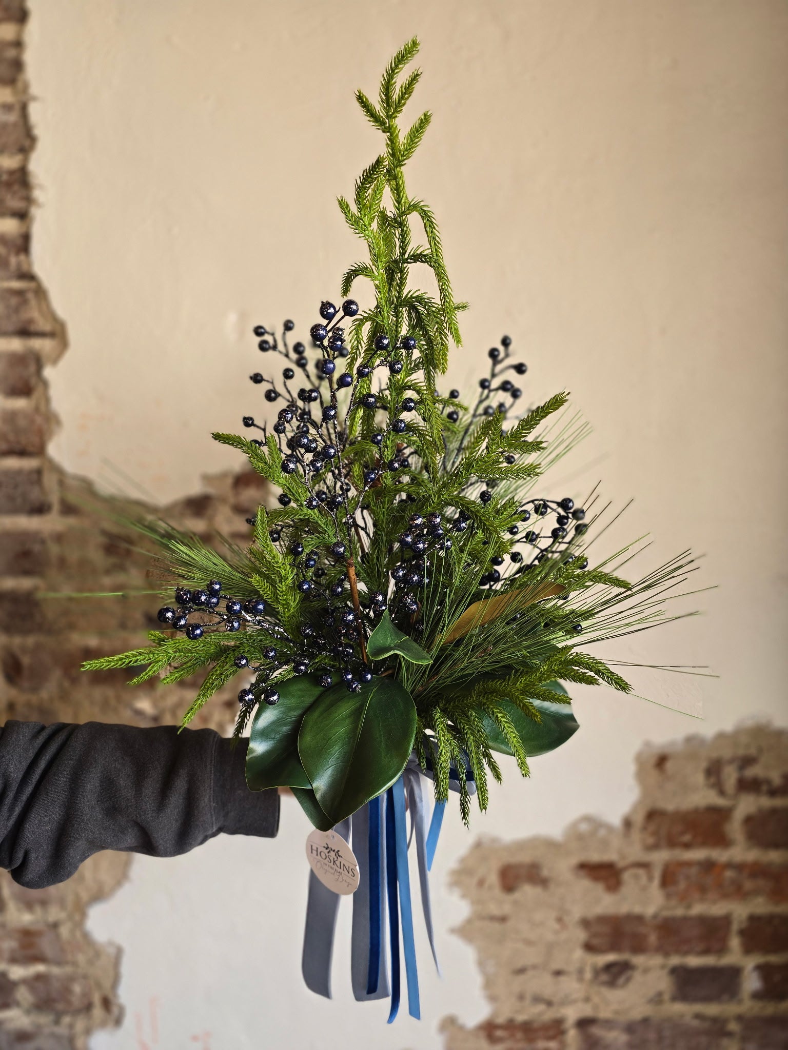 Glitter Blueberry Vase Popper with a Blue Ribbon