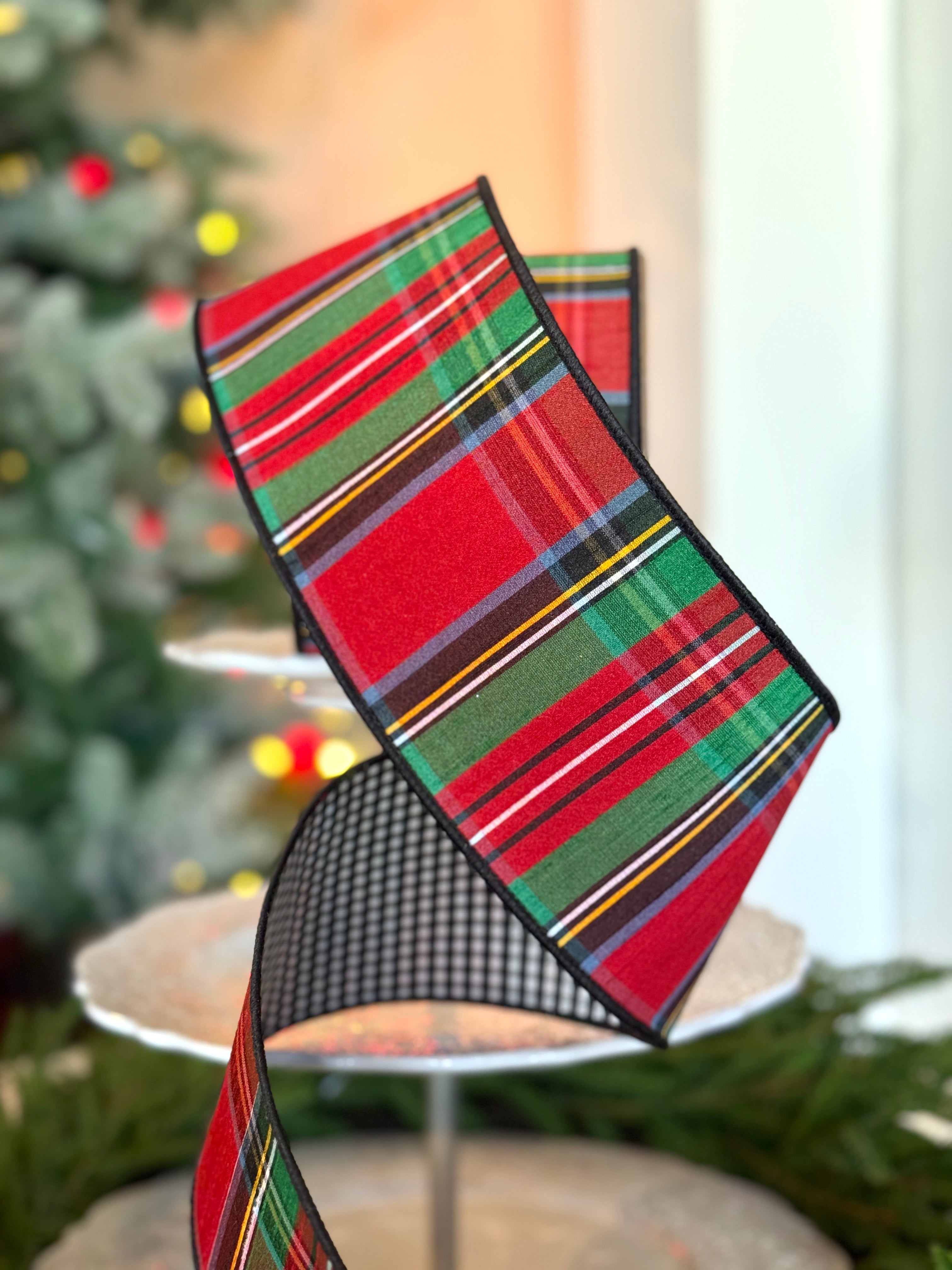 4" Faux Dupion Traditional Plaid, Black-White Small Check Back, Red-Green