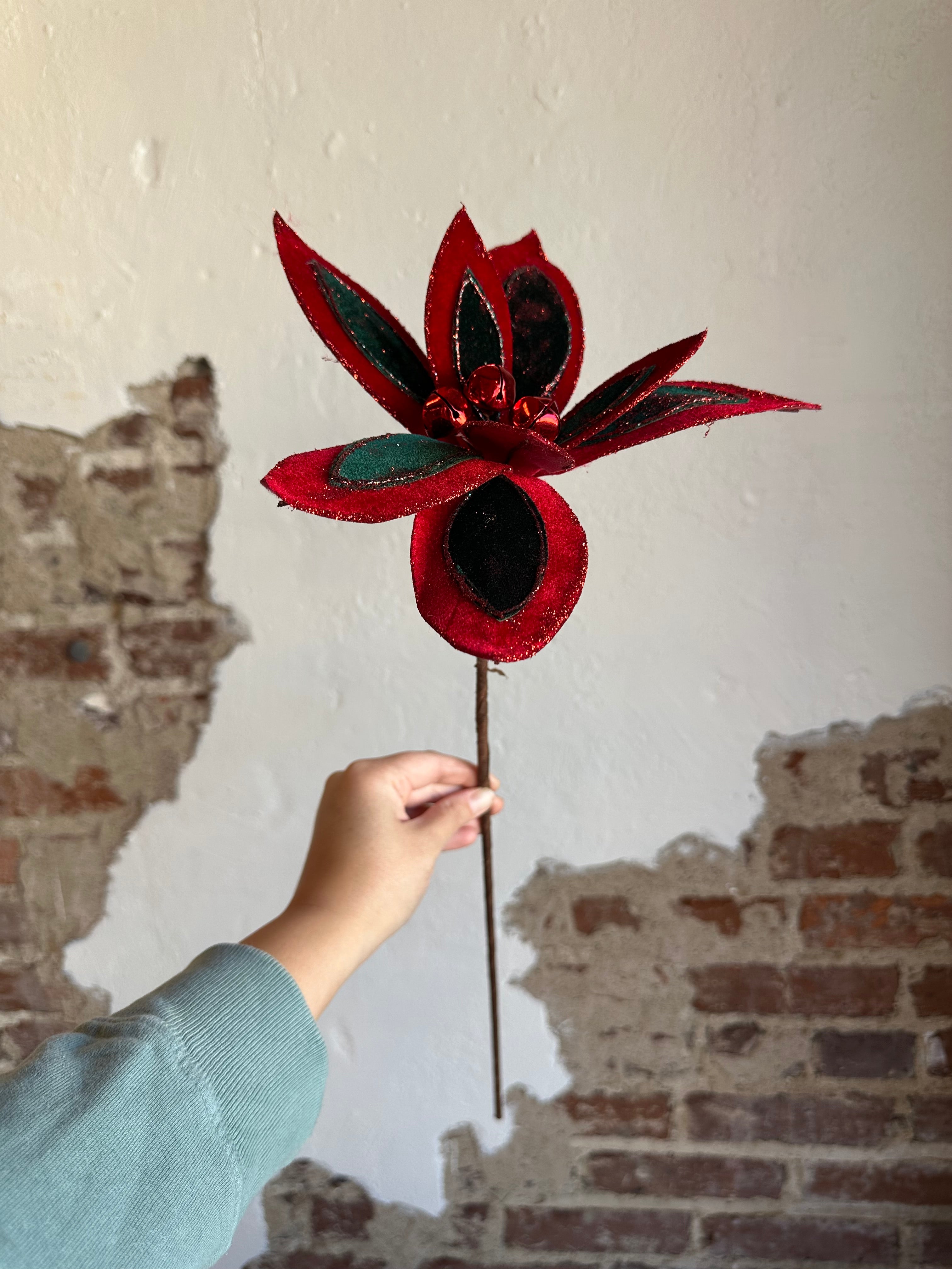22" VELVET PETAL POINSETTIA STEM
