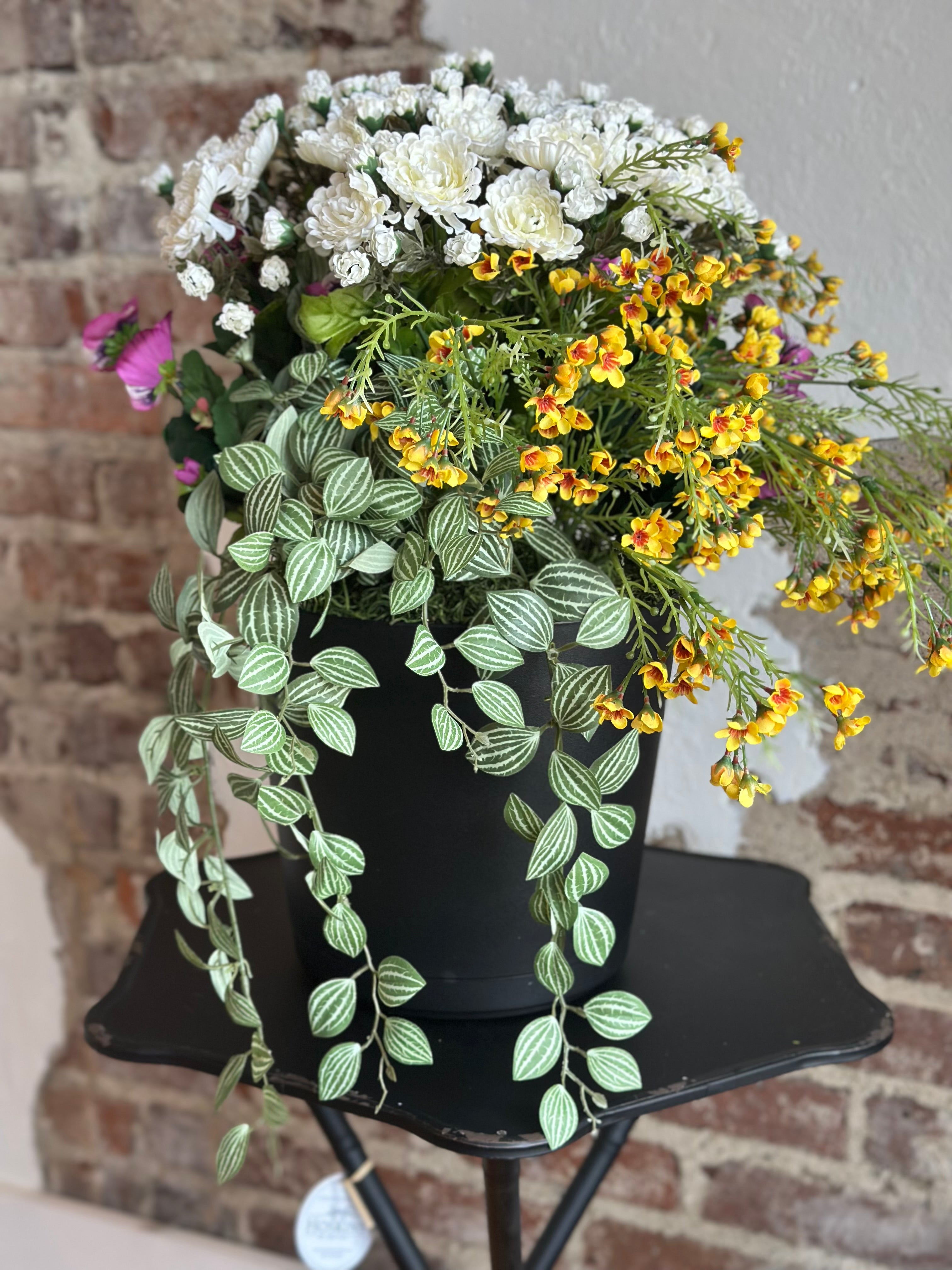 White Mum with Pansy and Waxflower Potfiller