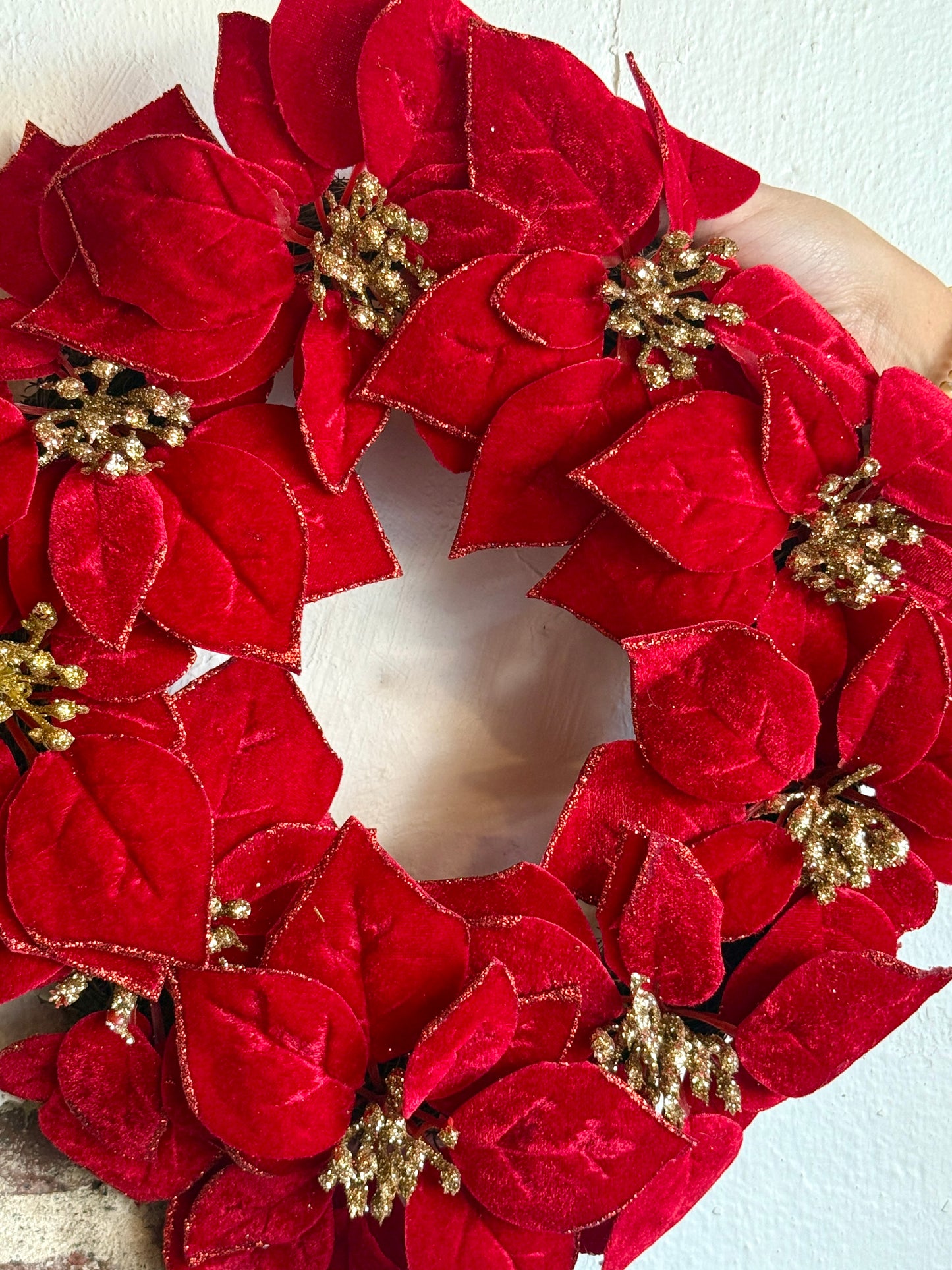 16" GLITTER POINSETTIA WREATH