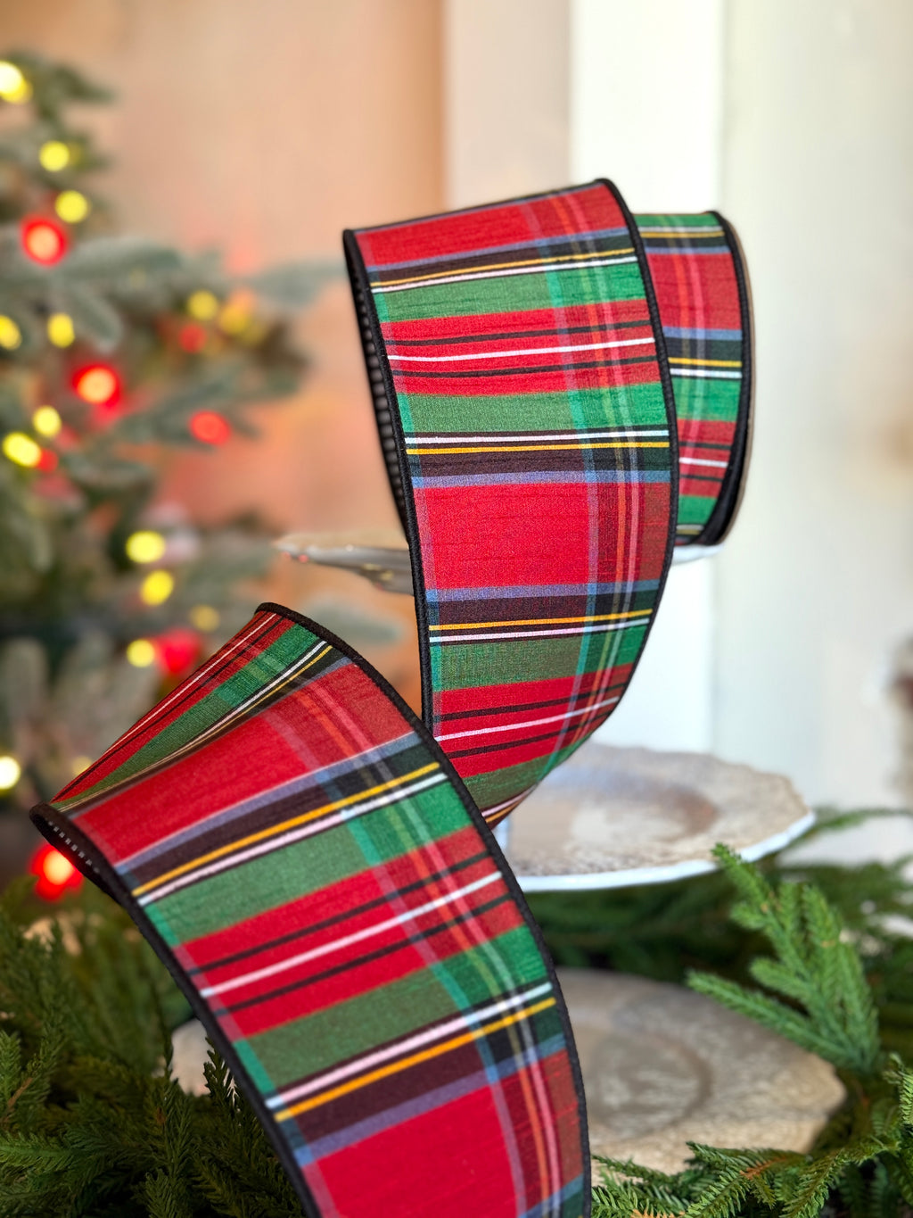 4" Faux Dupion Traditional Plaid, Black-White Small Check Back, Red-Green