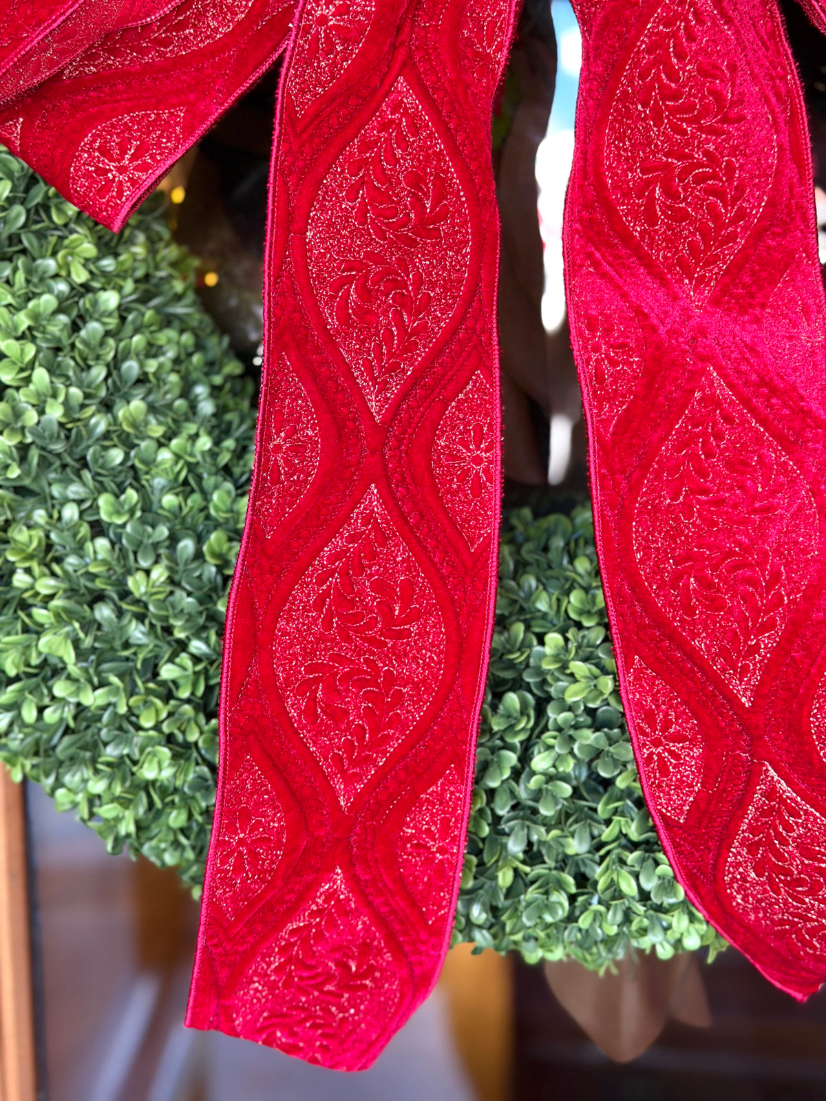 Red Laurel Tapestry Bow