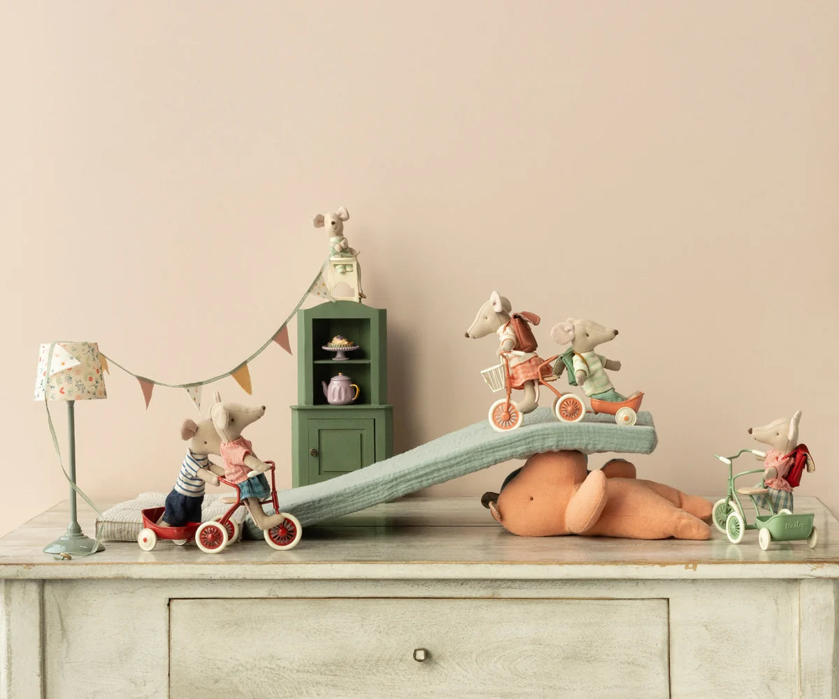 Maileg - Corner cabinet, Mouse - Dark green