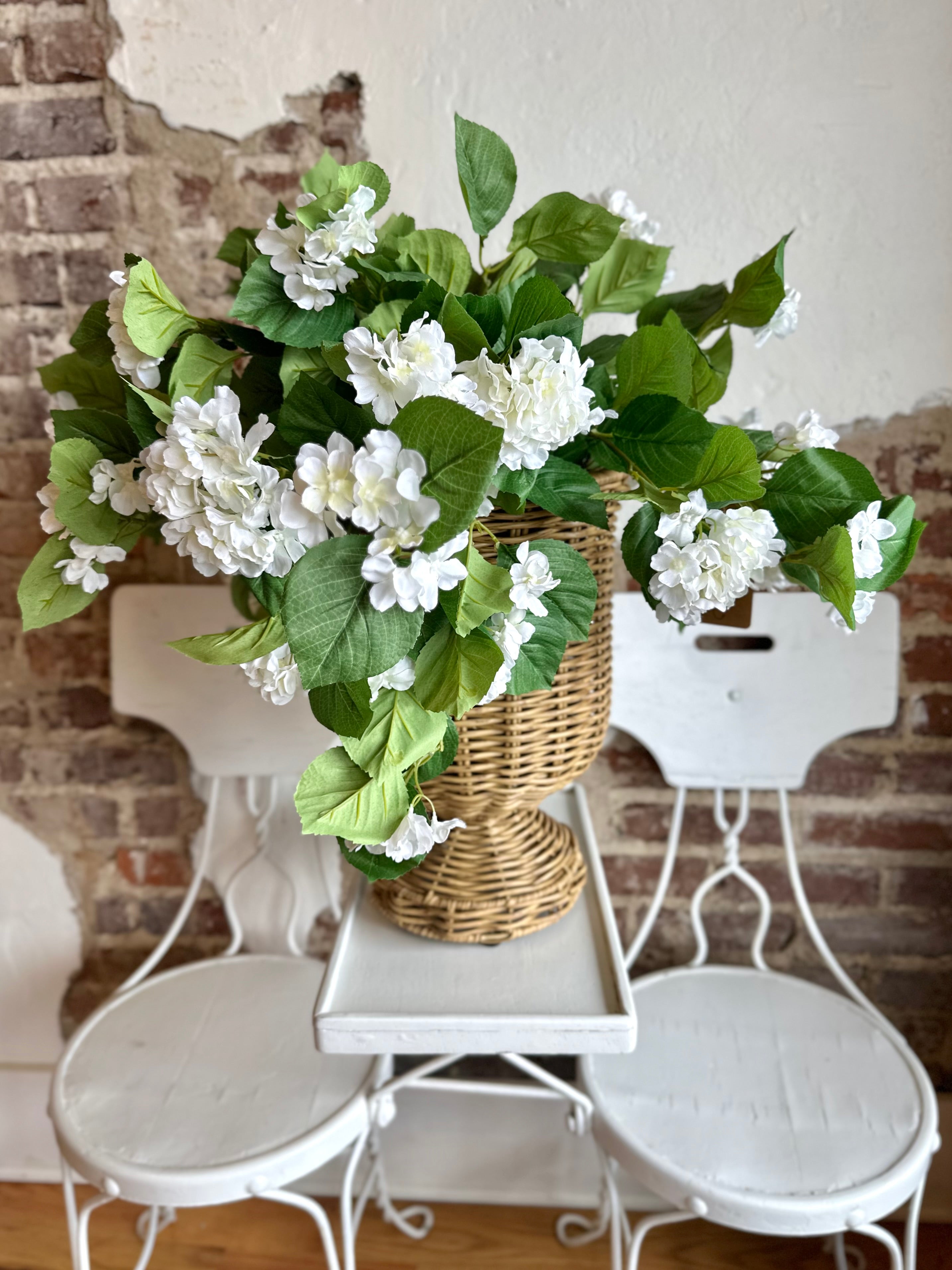 UV White Potted Hydrangea