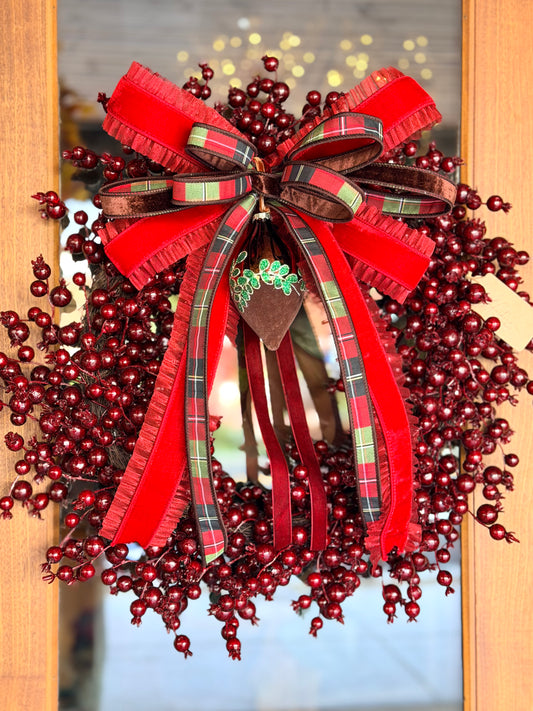 Berry Ridge Wreath & Bow