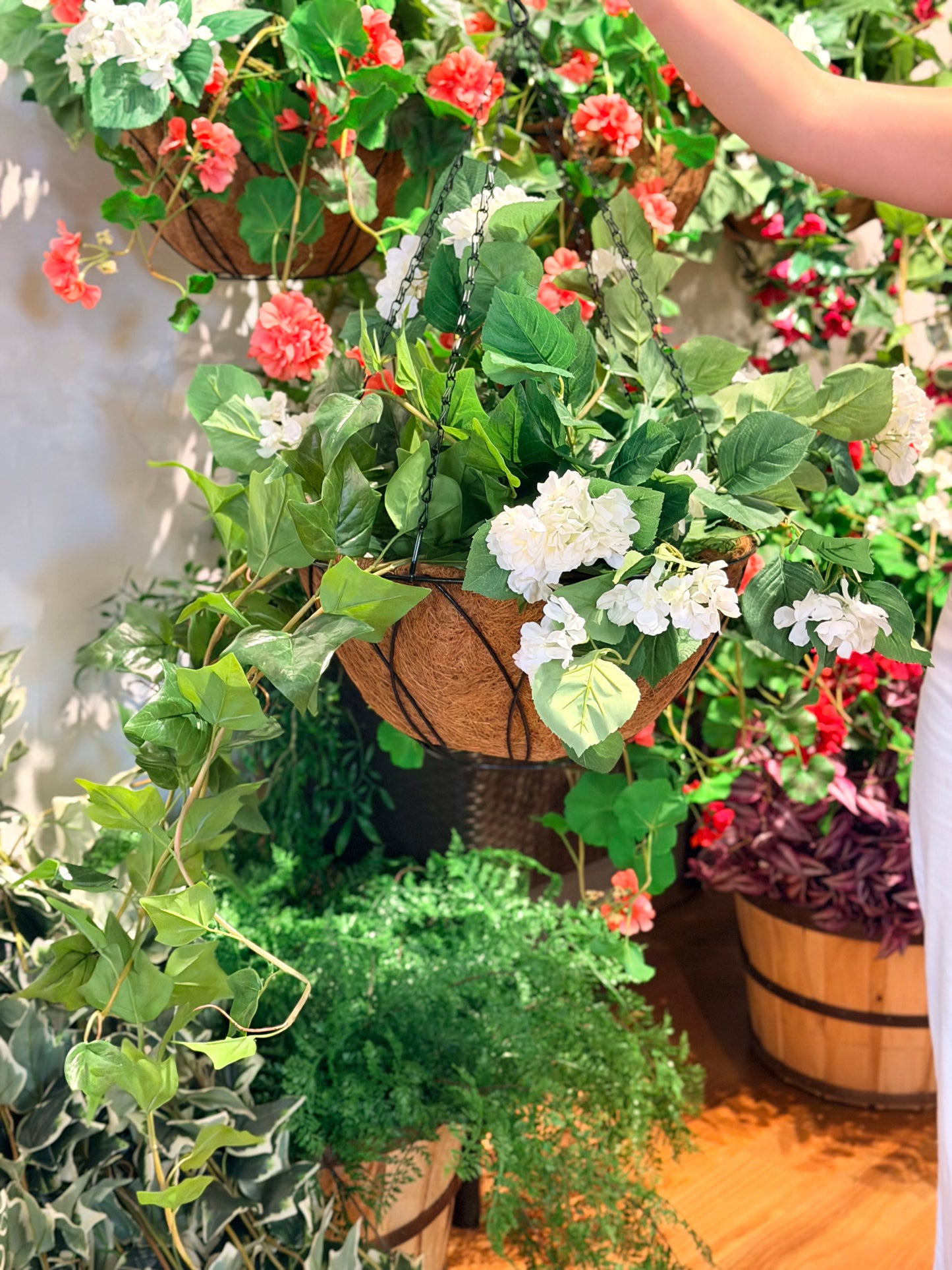 UV-Protected Geranium & Hydrangea Hanging Basket