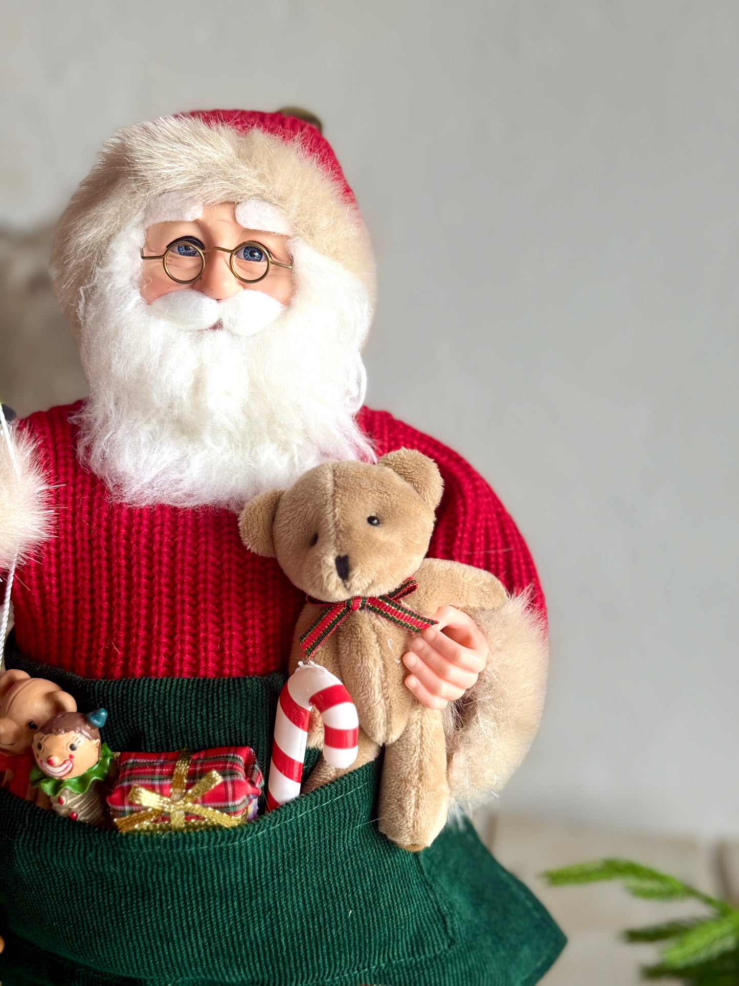 17"OLD ST NICK WORKSHOP SANTA
