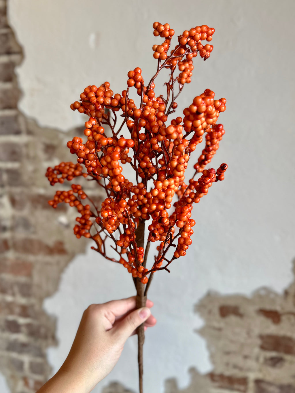 21" AUTUMN BERRY SPRAY (COLOR OPTIONS)