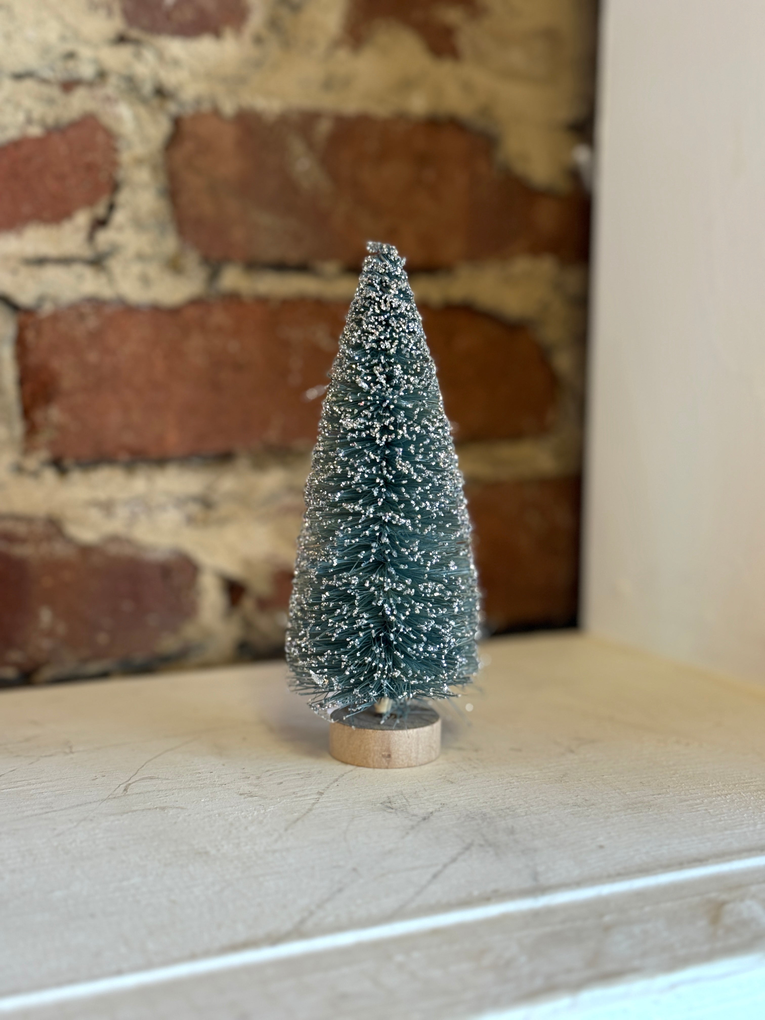 6" WOODLAND GLITTER SISAL TREES (THREE OPTIONS)