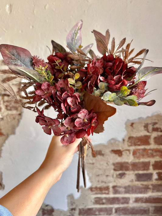 14.5" Hydrangea Bouquet