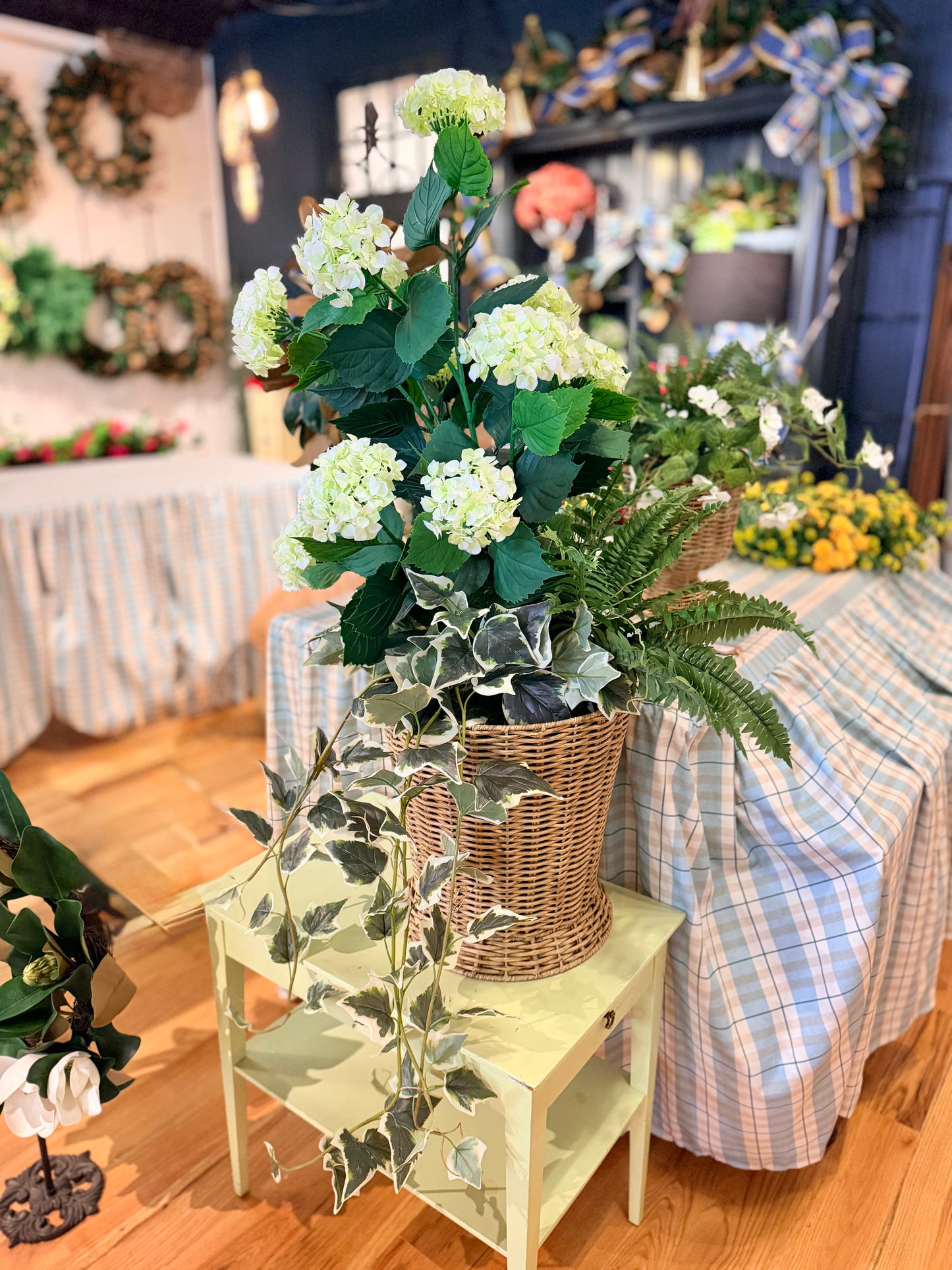 UV Hydrangea & Fern in Basket