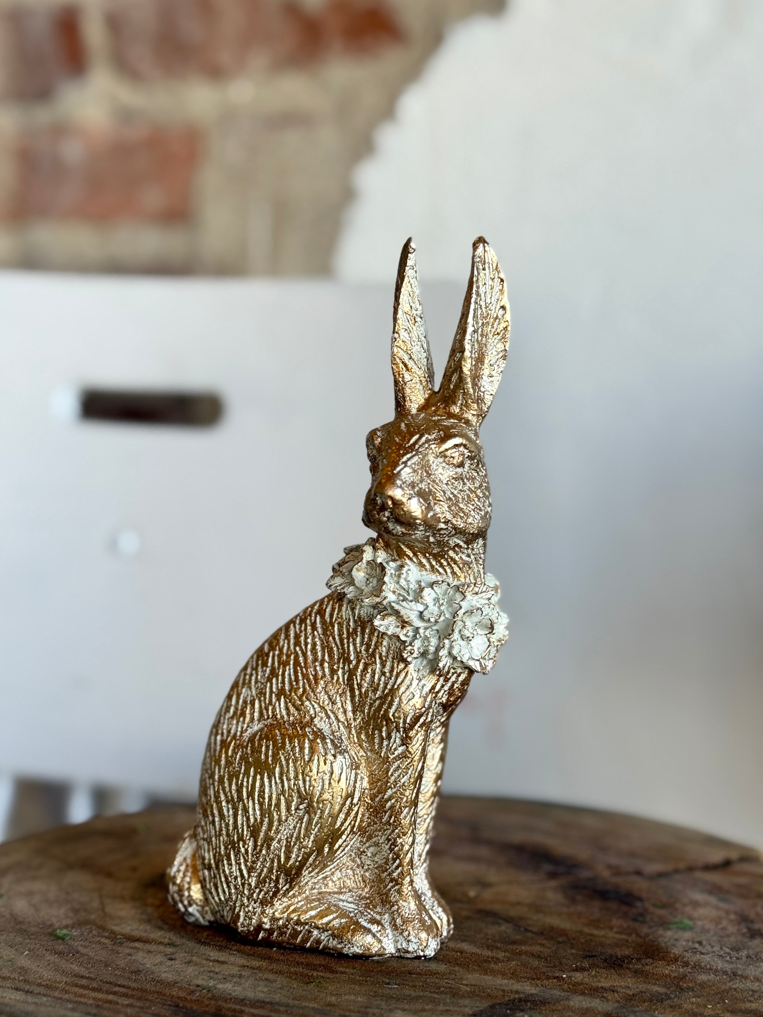 Gold Resin Easter Bunnies (2 Styles)