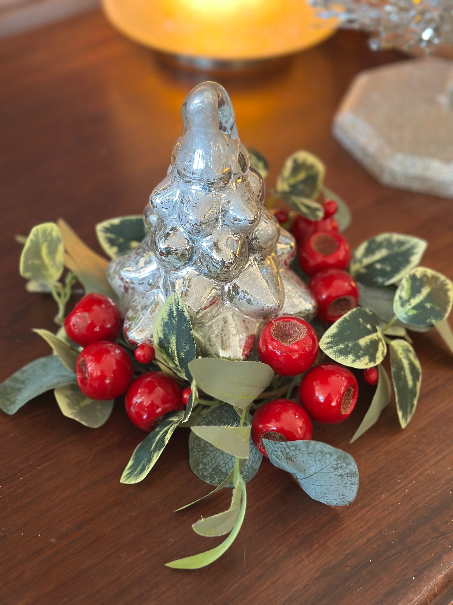 3" EUCALYPTUS BERRY CANDLE RING