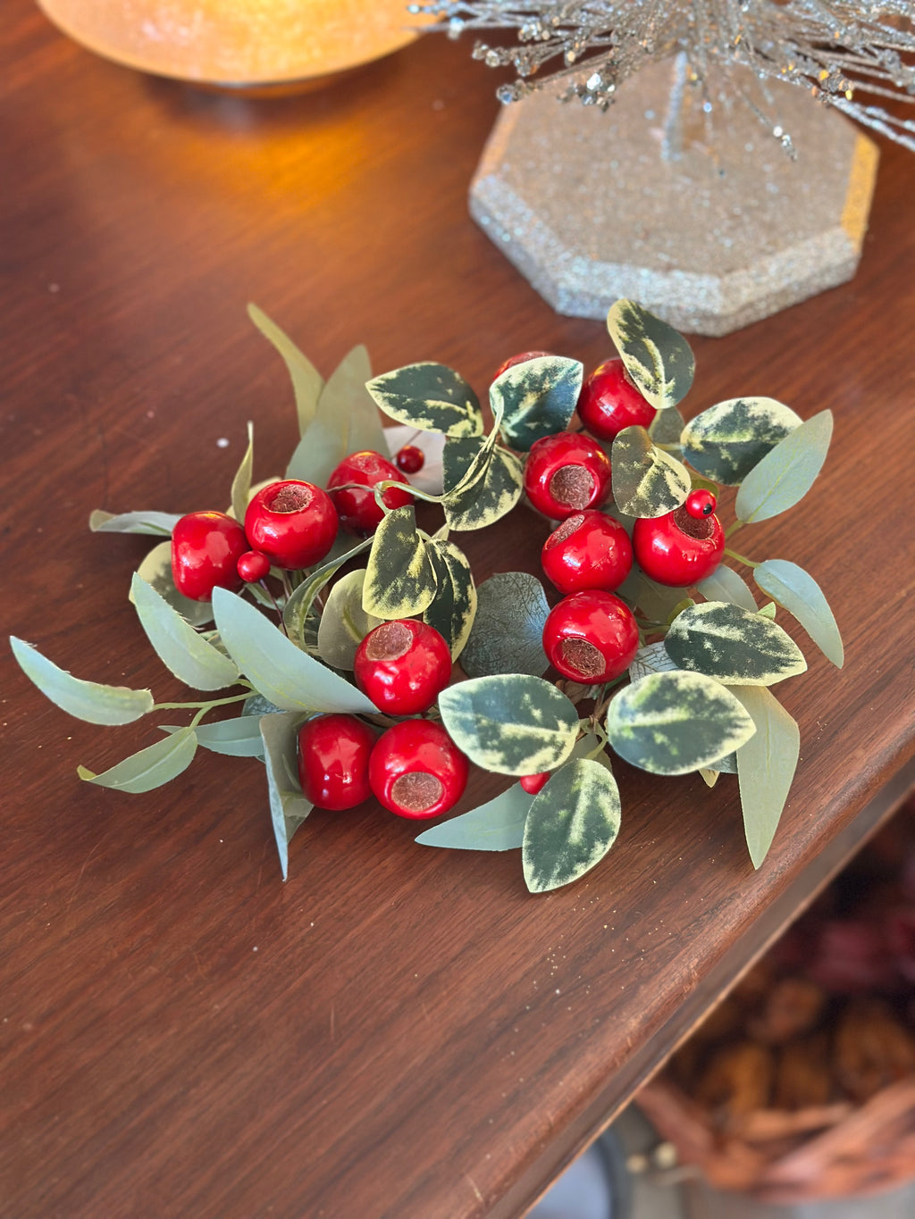 3" EUCALYPTUS BERRY CANDLE RING