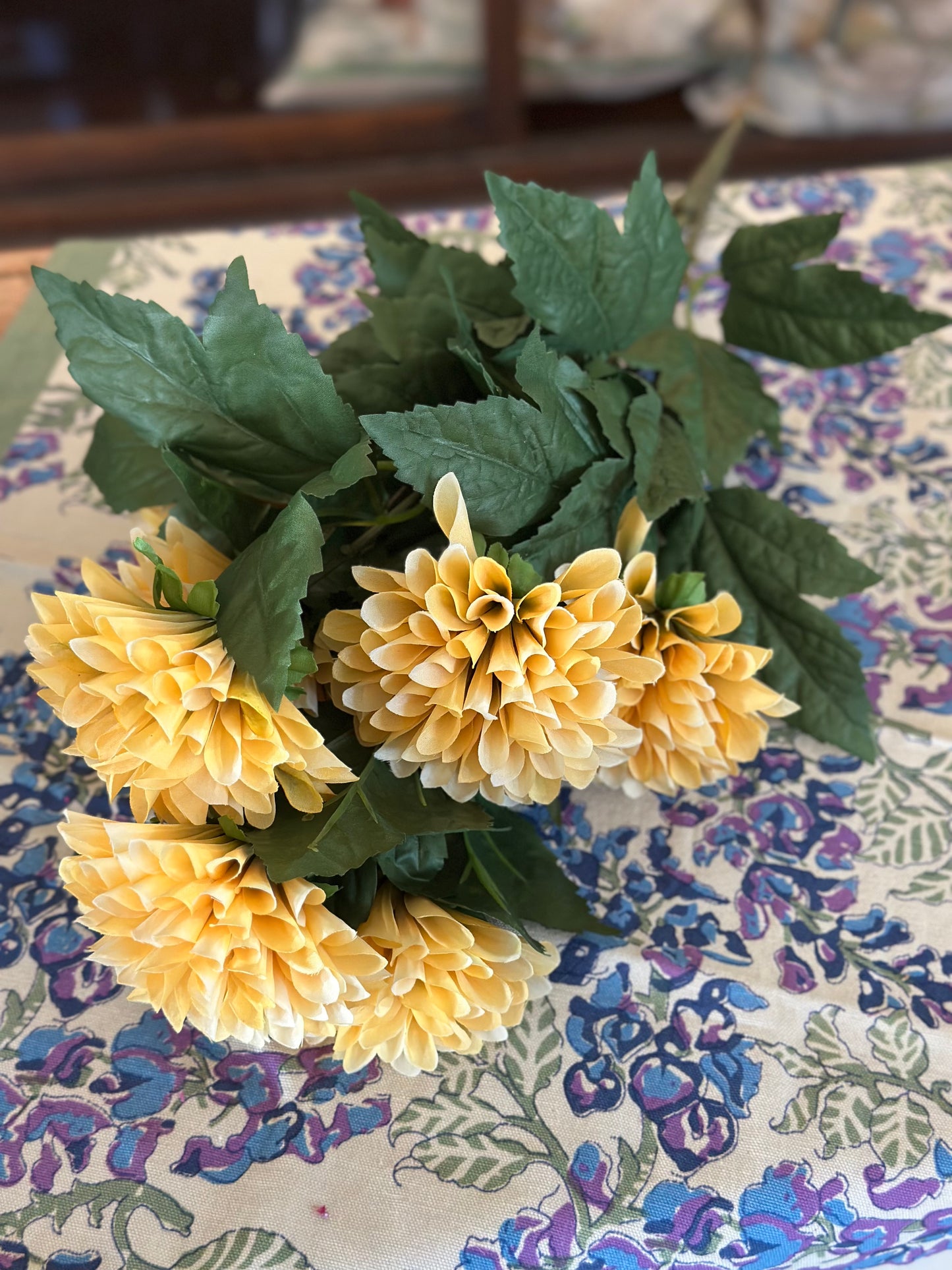 25" Dahlias Marigold Yellow