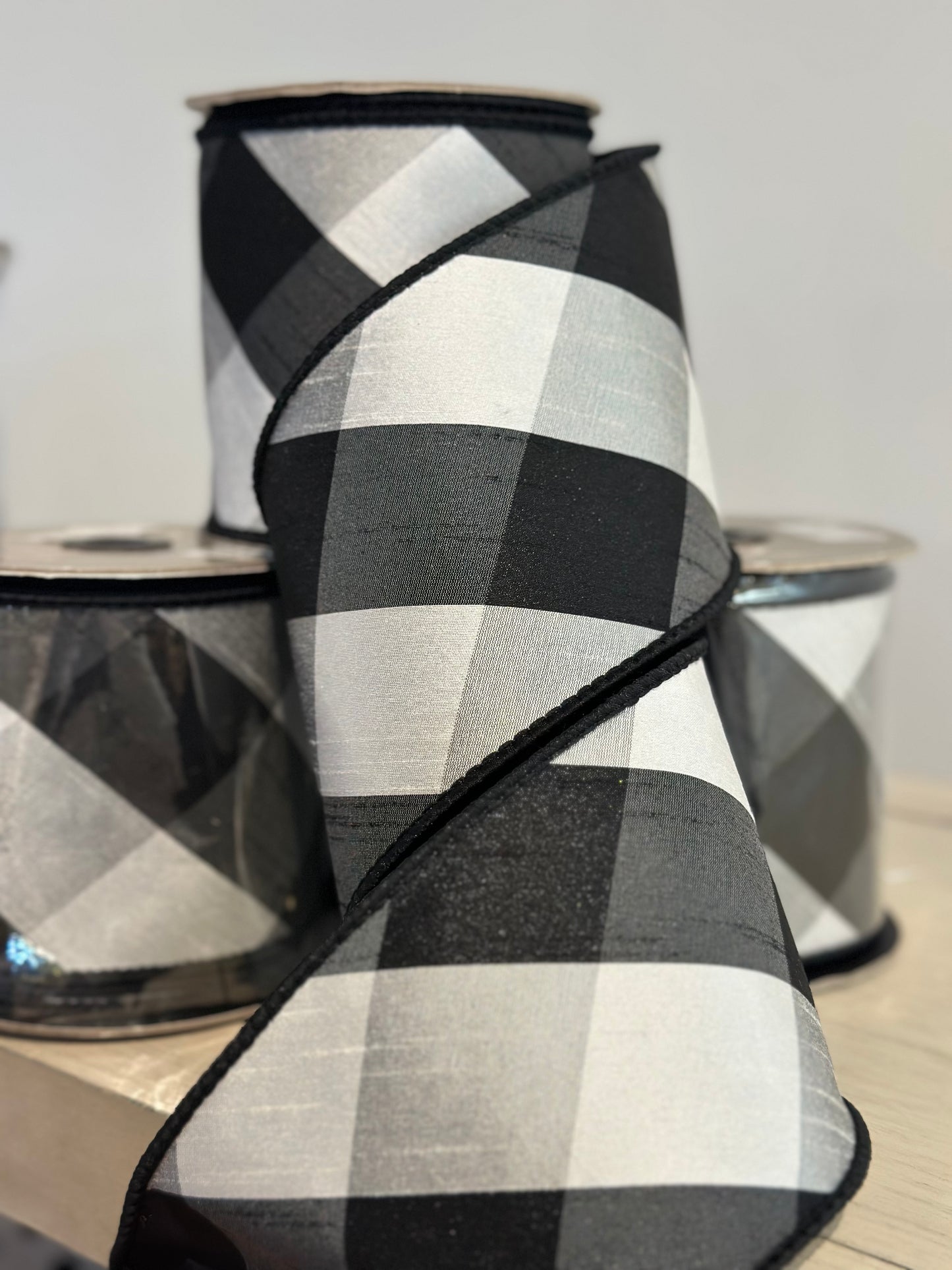 Black and white checkered ribbon