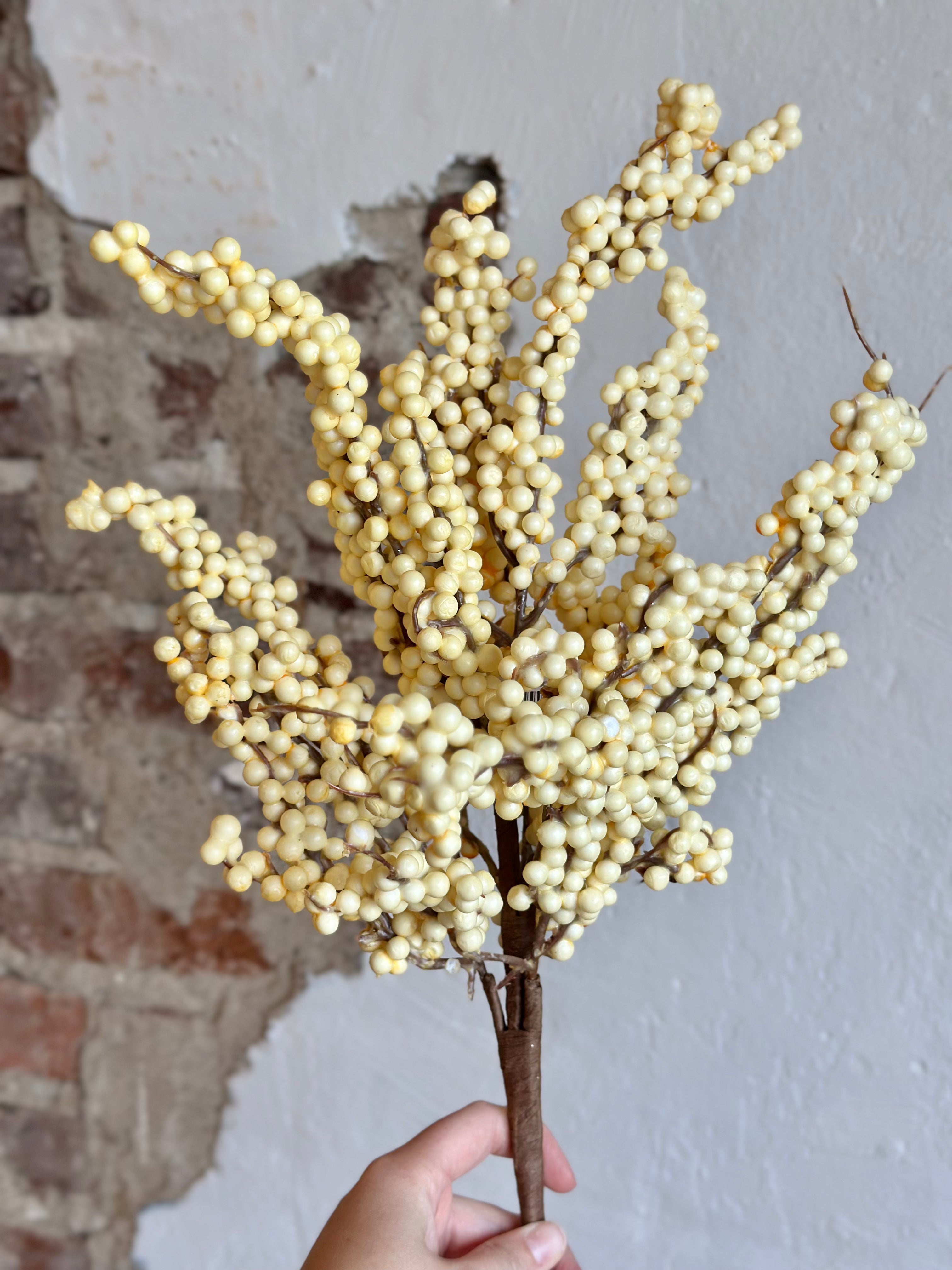 21" AUTUMN BERRY SPRAY (COLOR OPTIONS)