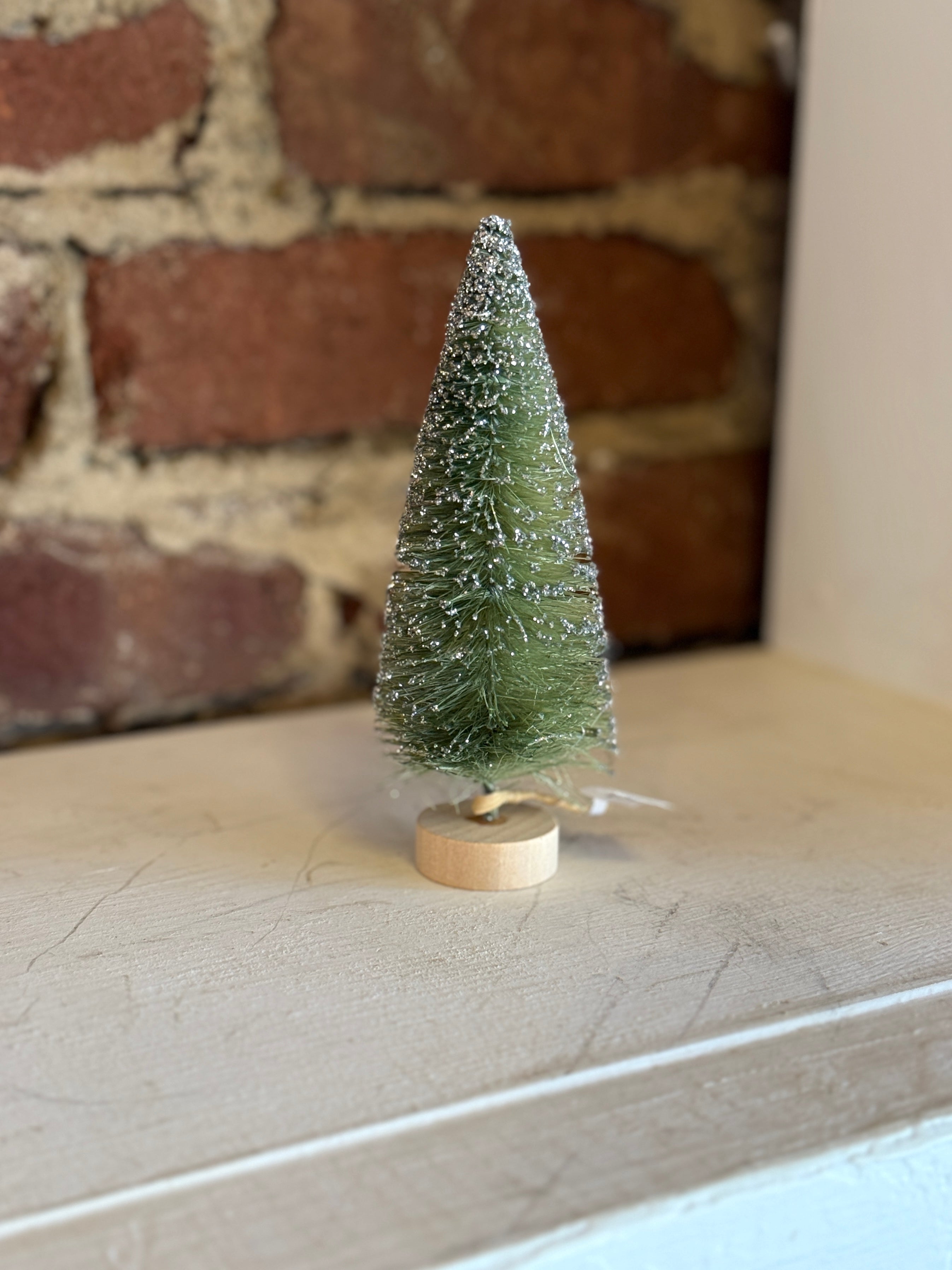 6" WOODLAND GLITTER SISAL TREES (THREE OPTIONS)