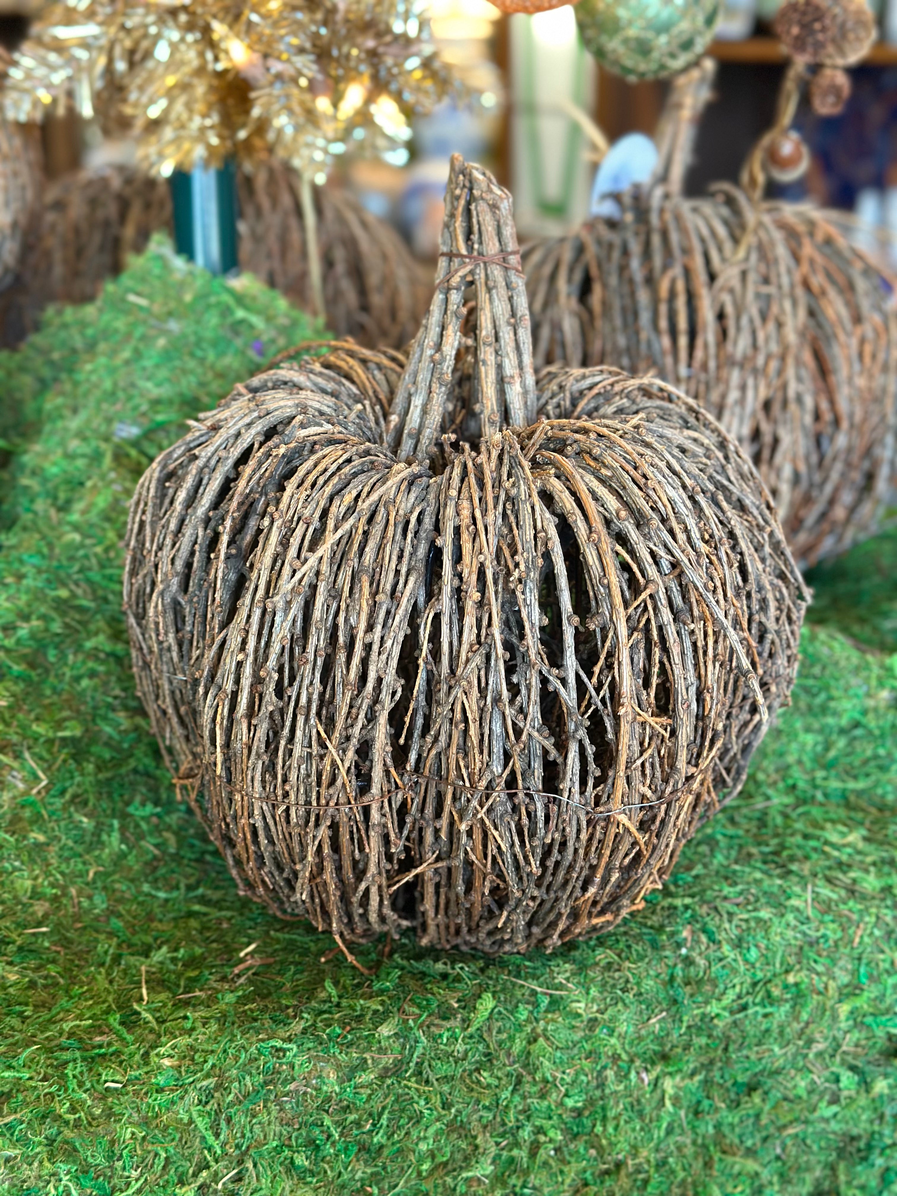 10.5" VINE PUMPKIN