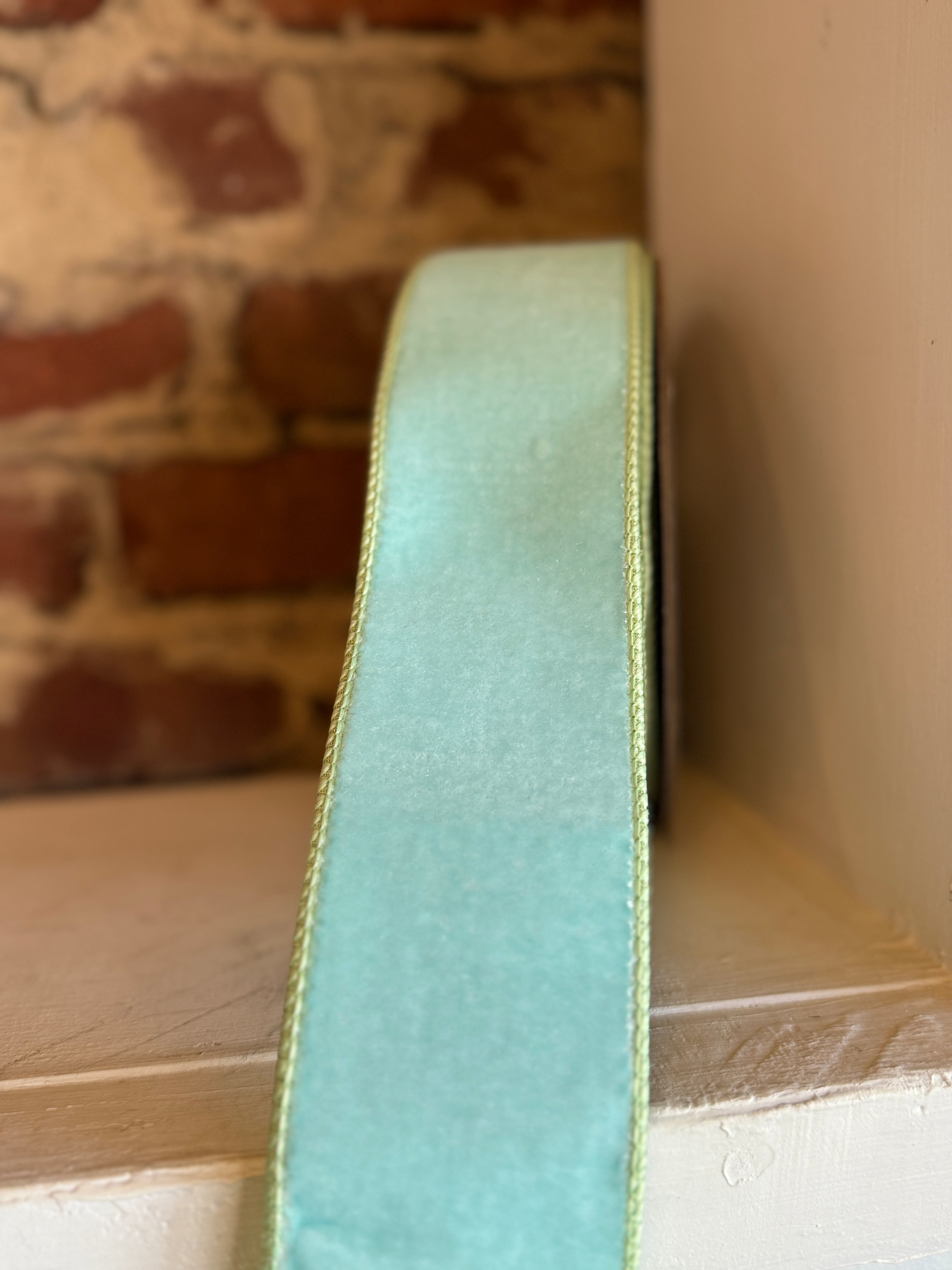 2.5" x 10yds velvet mint dupion backing, ocean blue