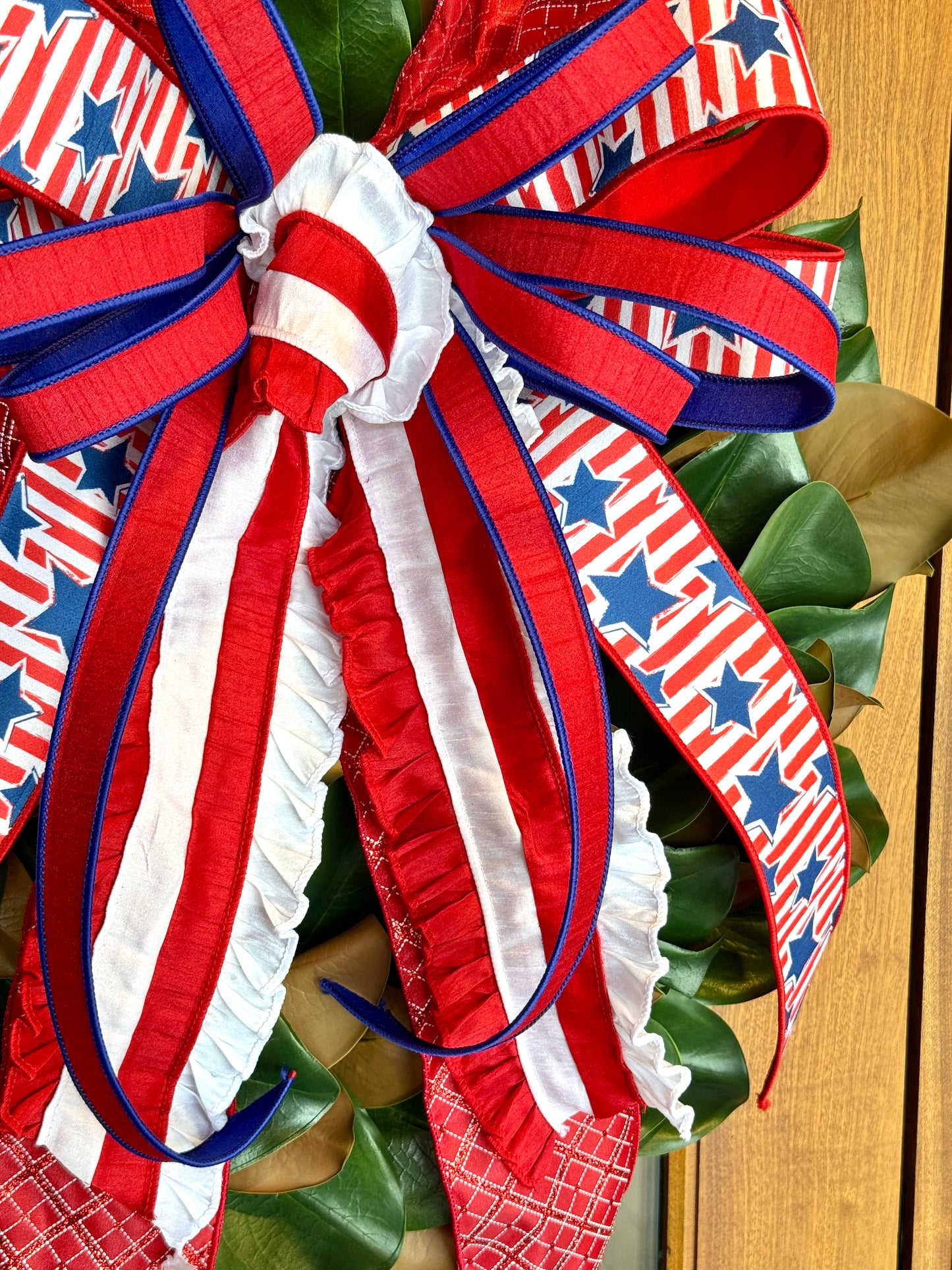Cherished Traditions Bow