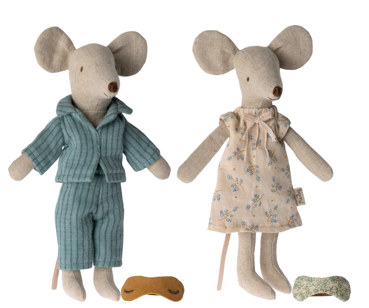 Maileg - Mum and Dad Mice in Cigar Box