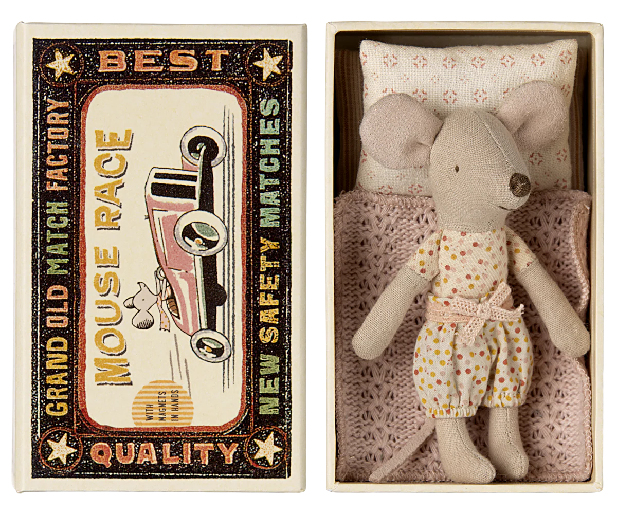 Maileg - Little Sister Mouse in Matchbox