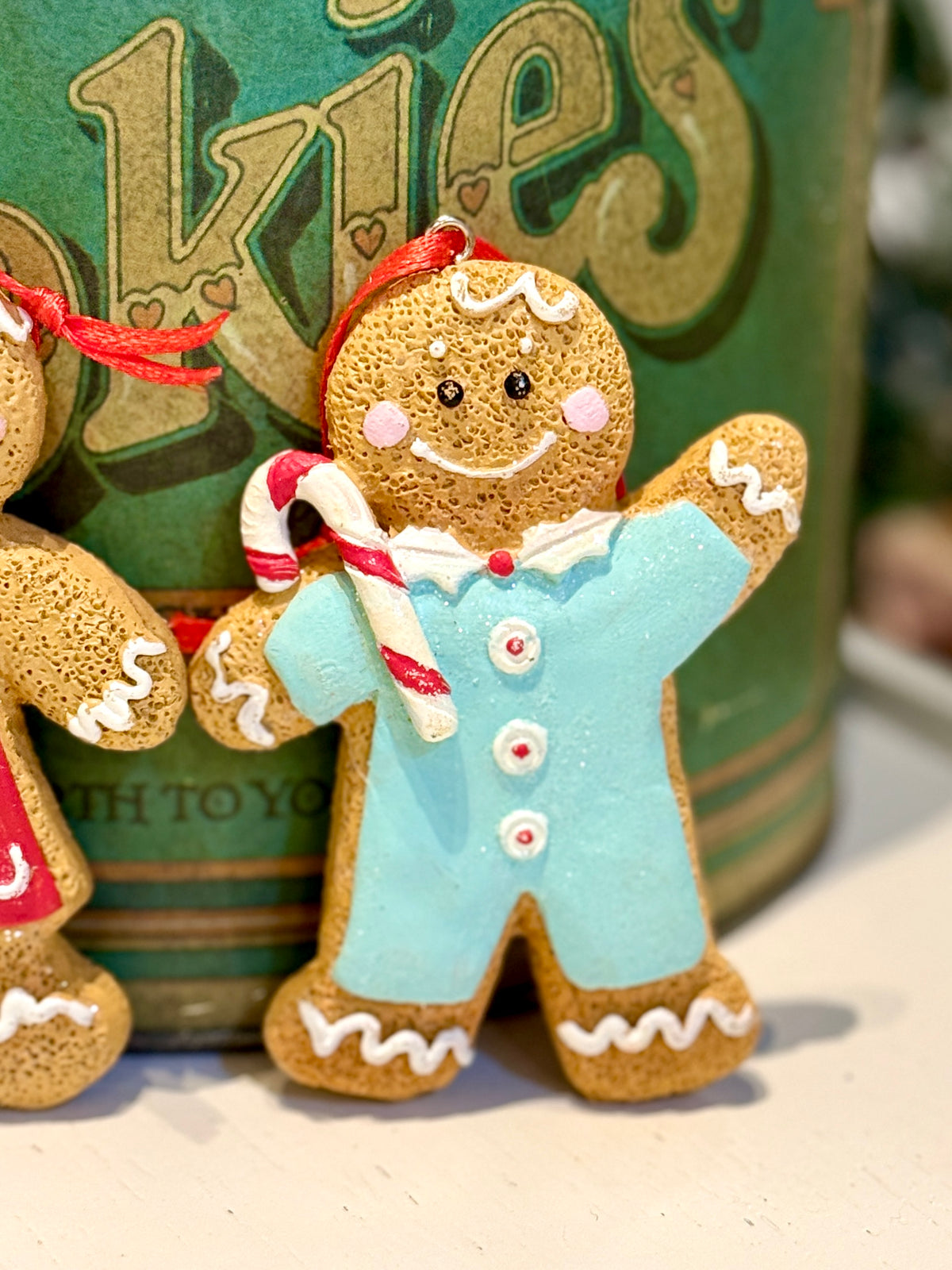 3.5" GINGERBREAD BOY/GIRL ORNAMENT