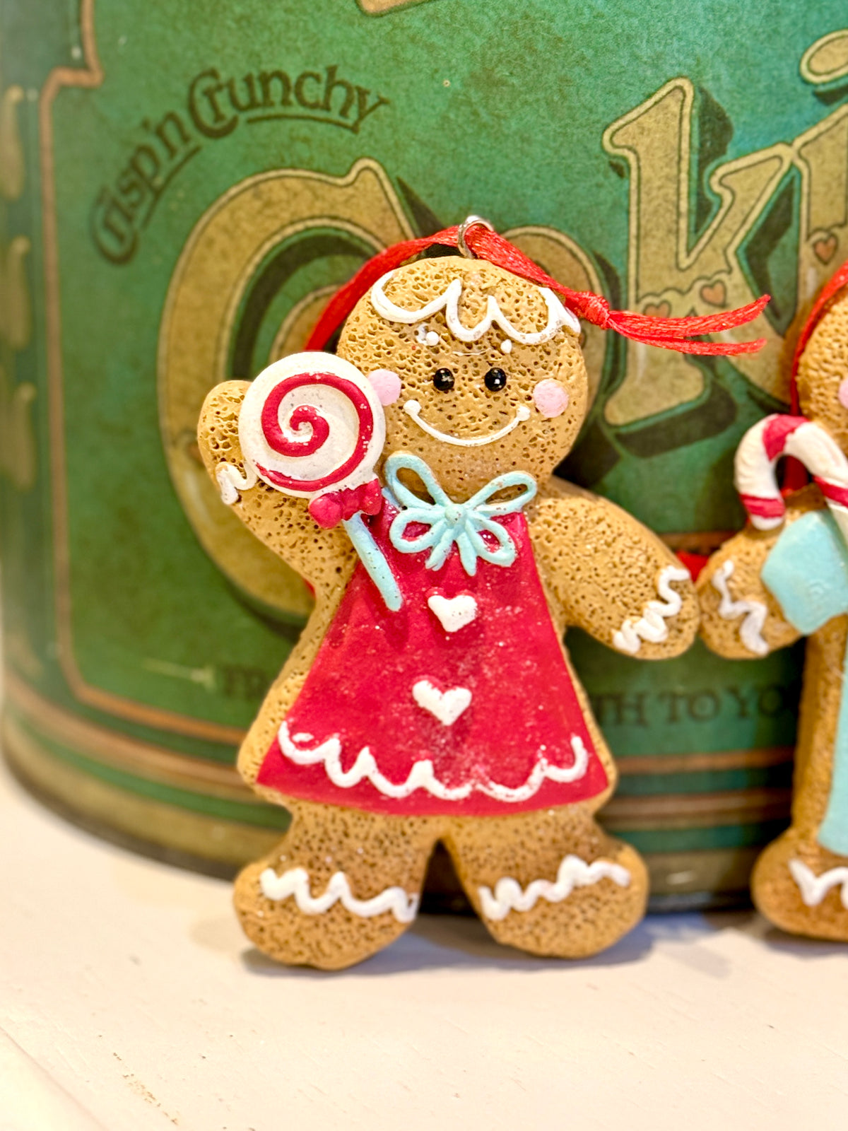 3.5" GINGERBREAD BOY/GIRL ORNAMENT