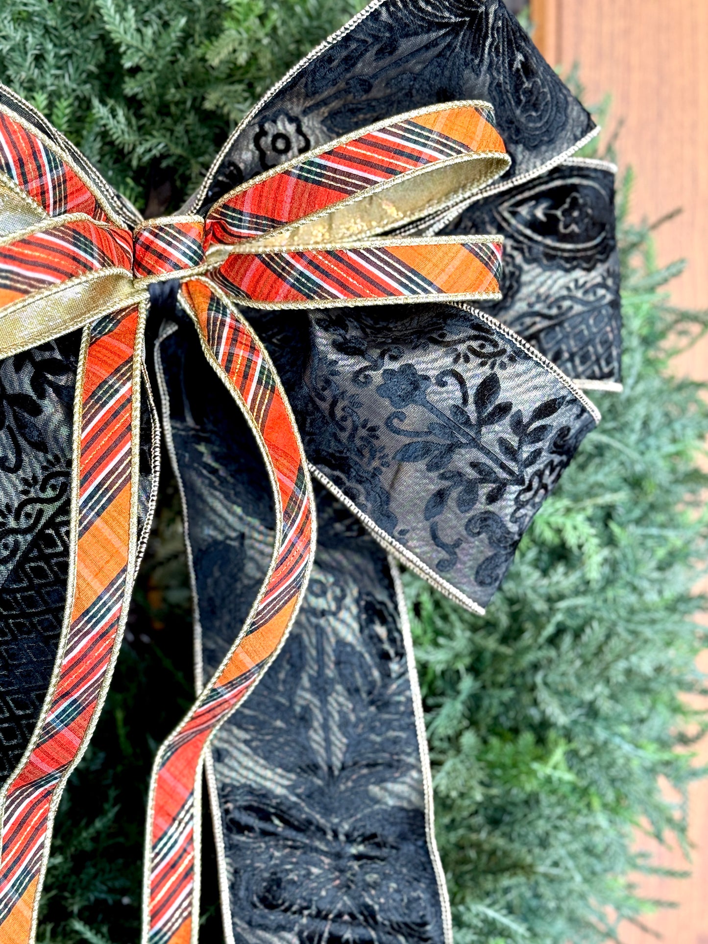 Hallows’ Eve Bow