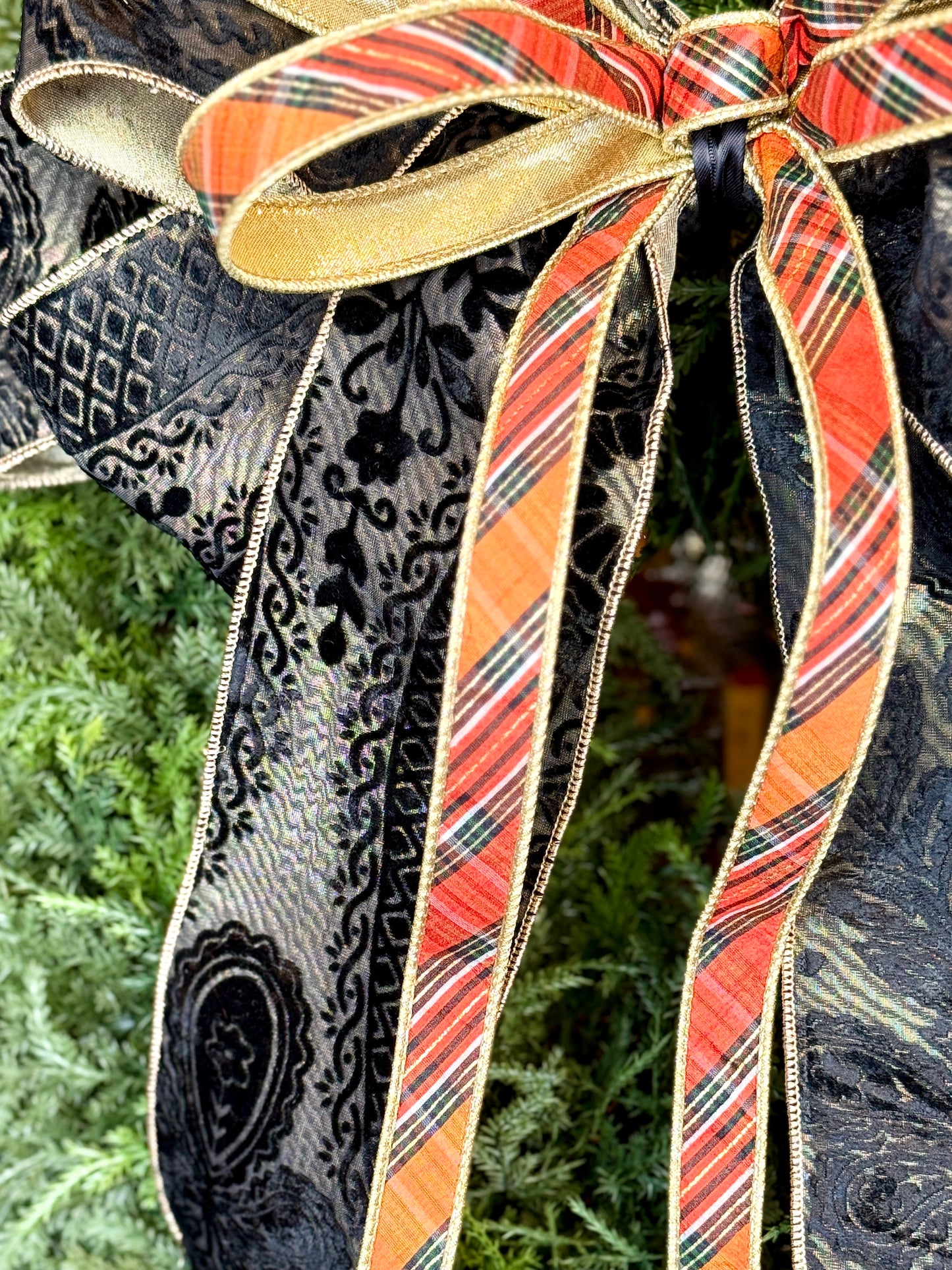 Hallows’ Eve Bow