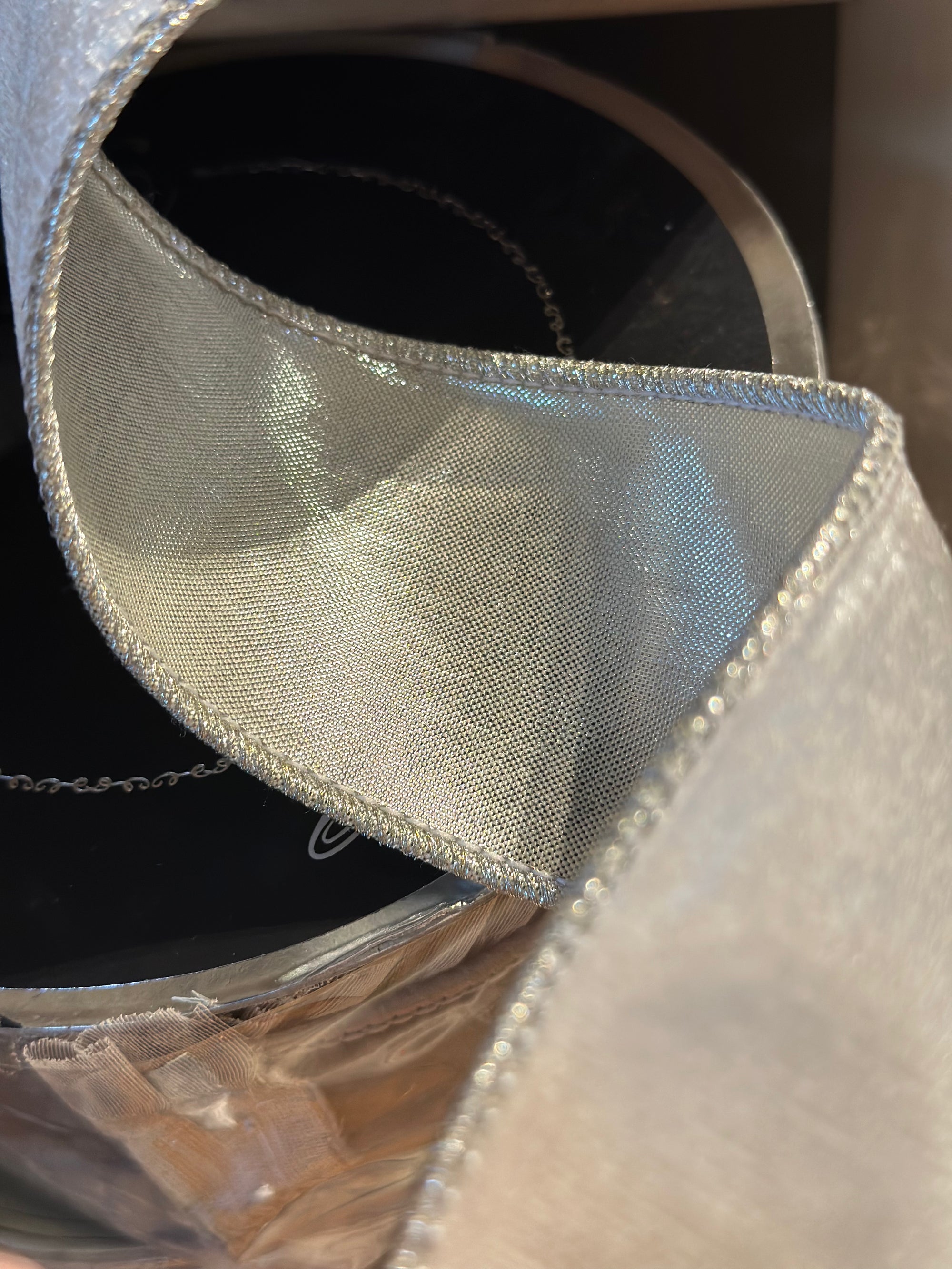 2.5”x10yards white velvet ribbon with silver back and trim