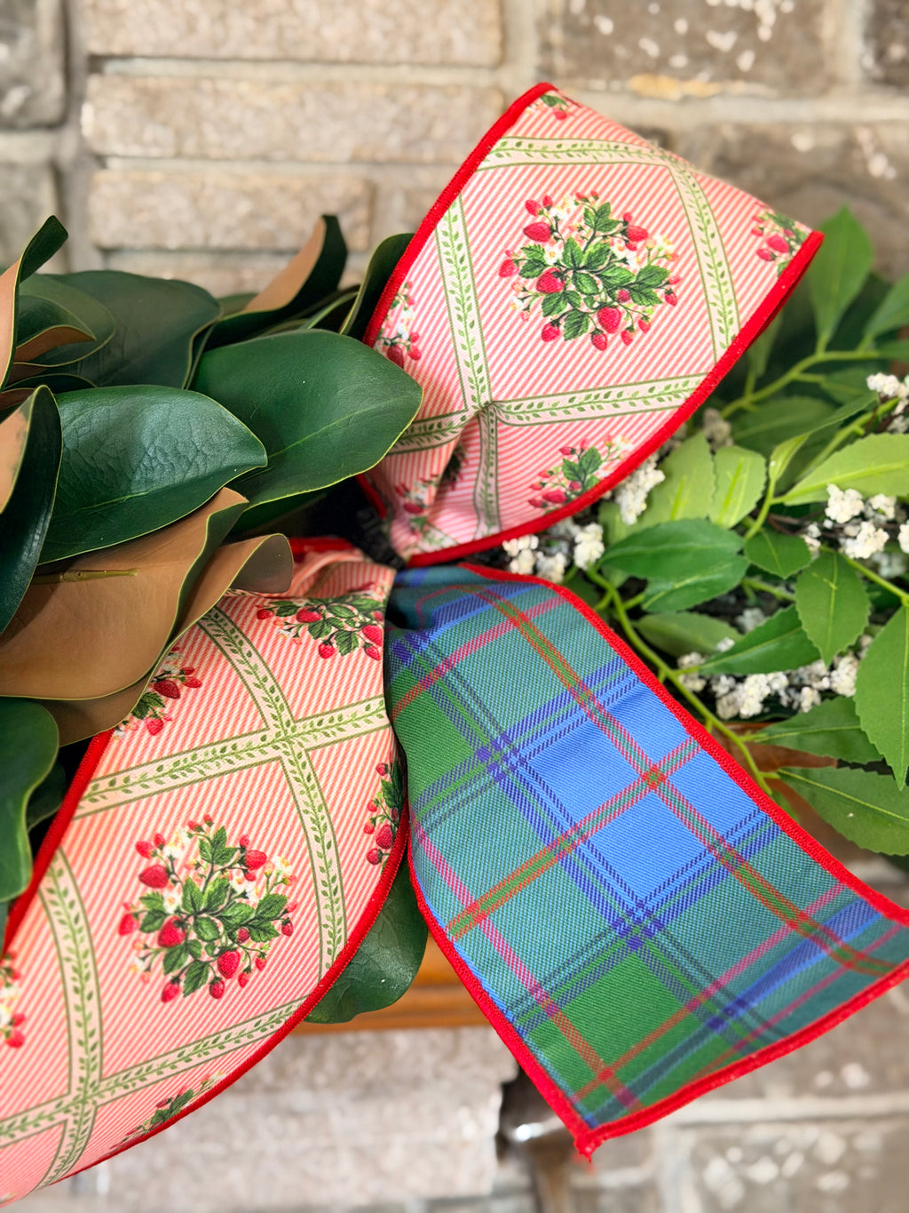 Pick of the Patch Ribbon Garland